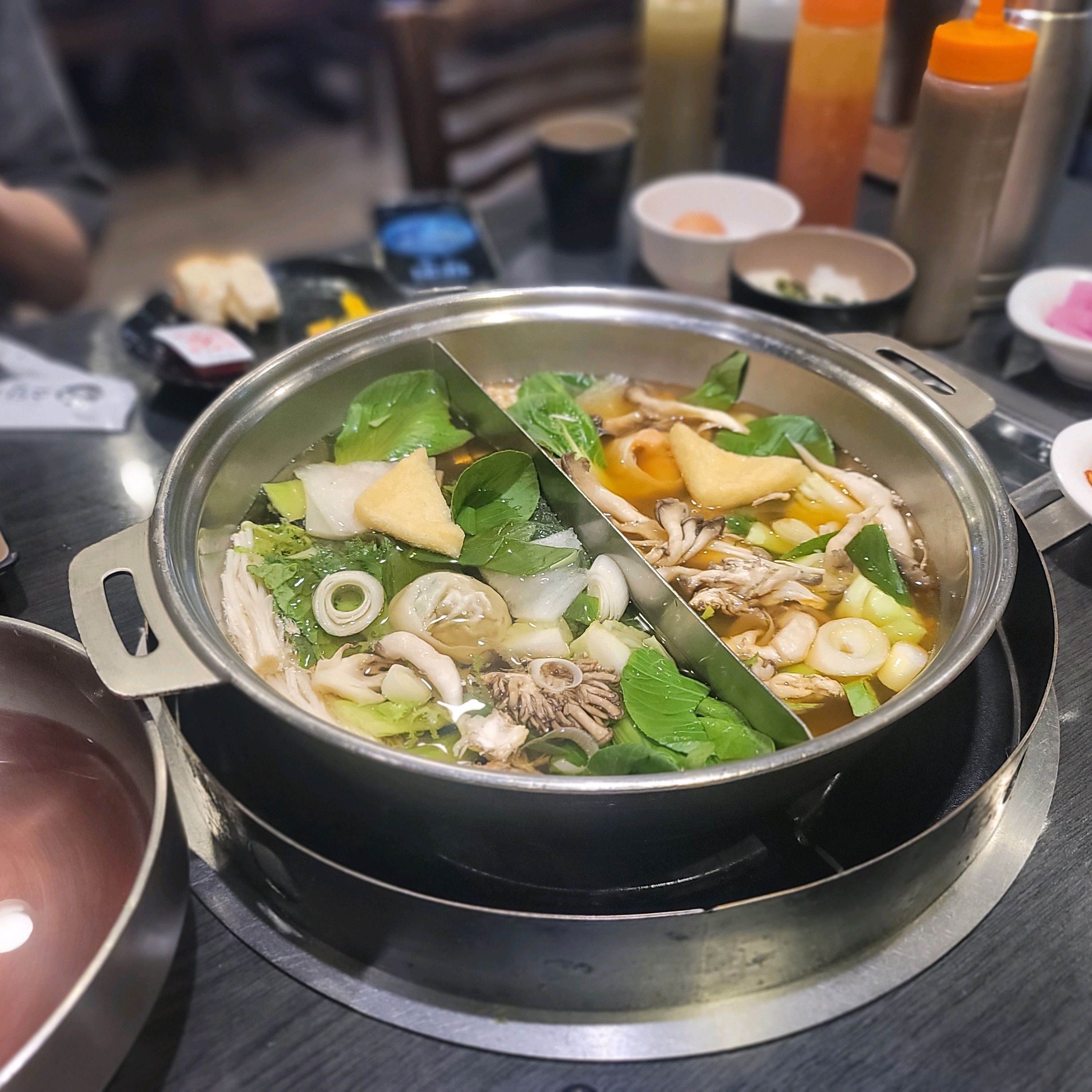 야채 너무 신선하고 고기도 엄청 신선합니당 - 홍제동 맛집 소담촌 홍제점