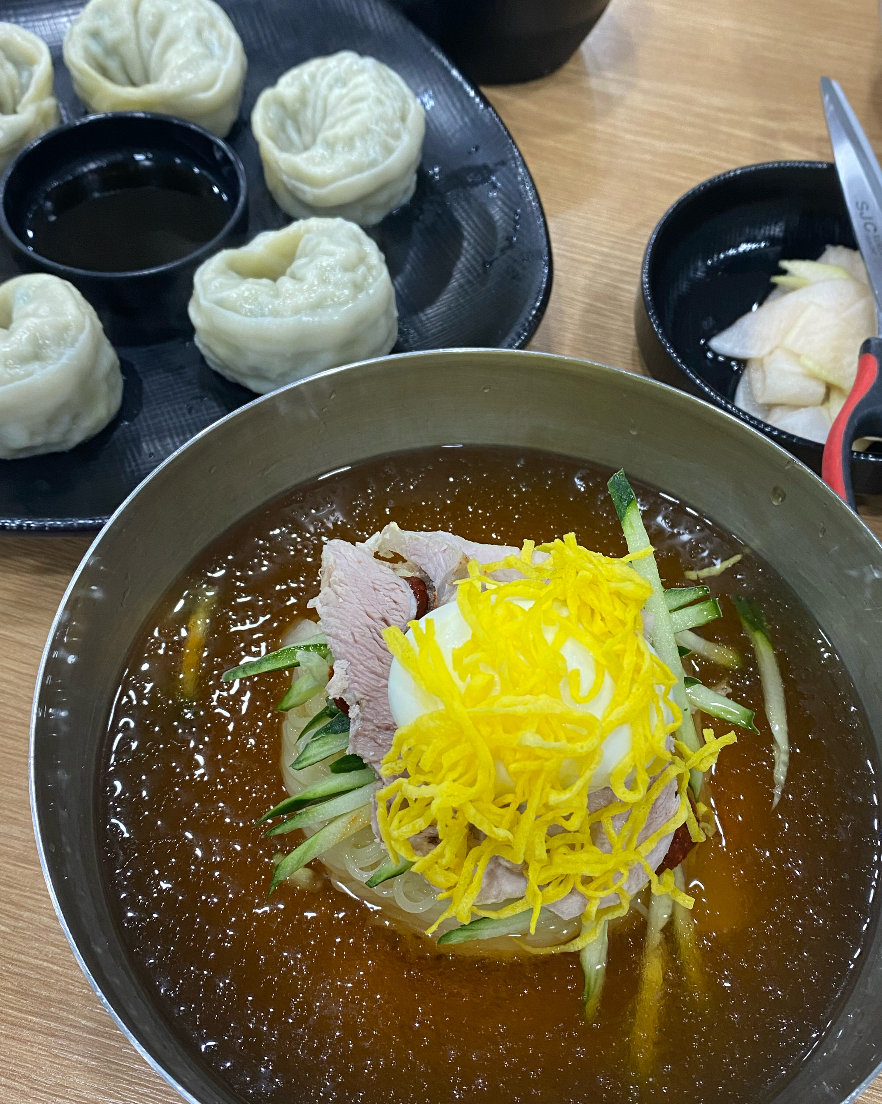 너무너무 맛있어요… 저의 밀면 원픽집..🩷 - 안양 맛집 부산가야밀면