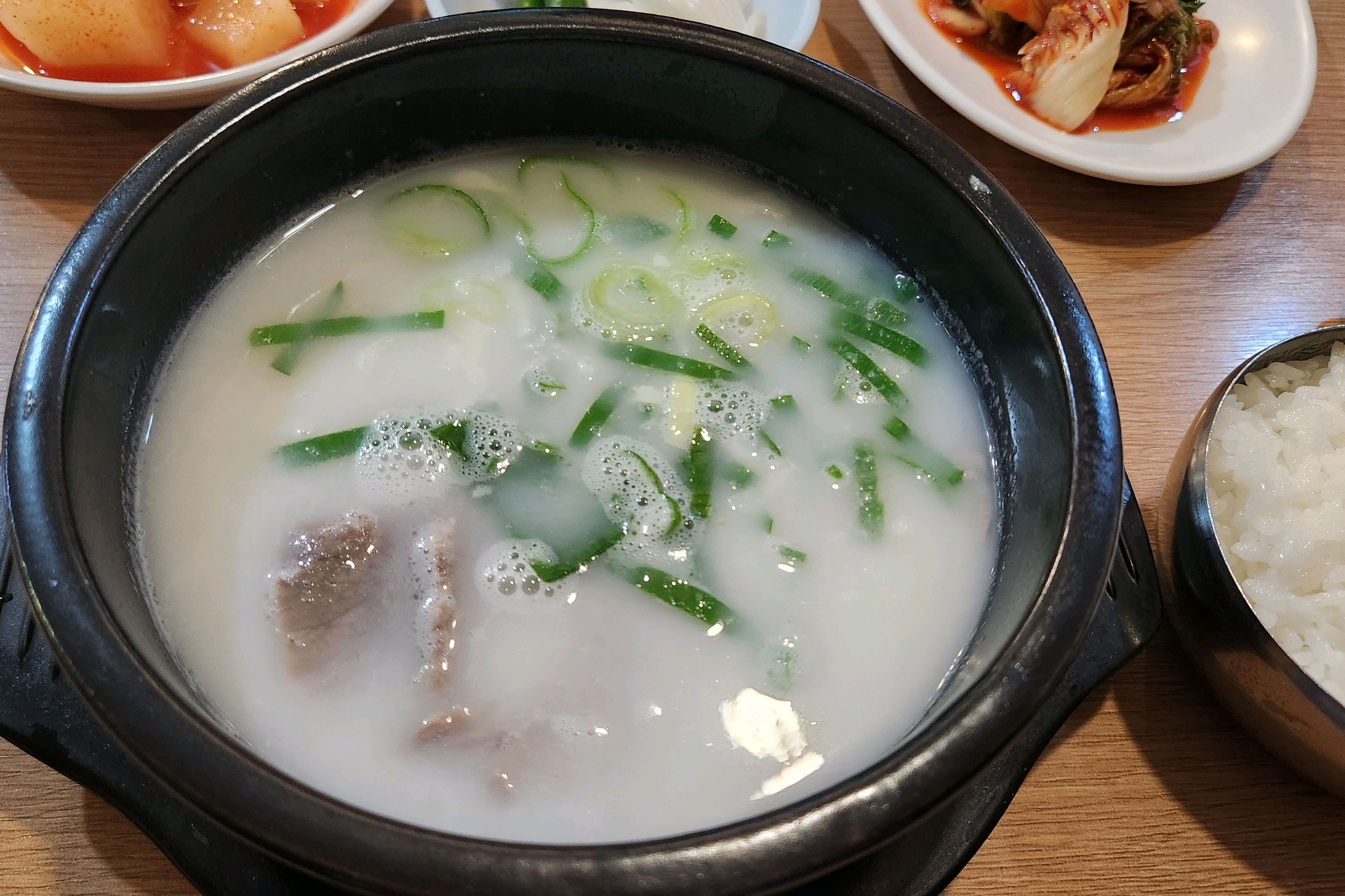살면서 설렁탕 국물까지 다 먹어본 적 없었는데 - 천호동 맛집 40년전통설렁탕