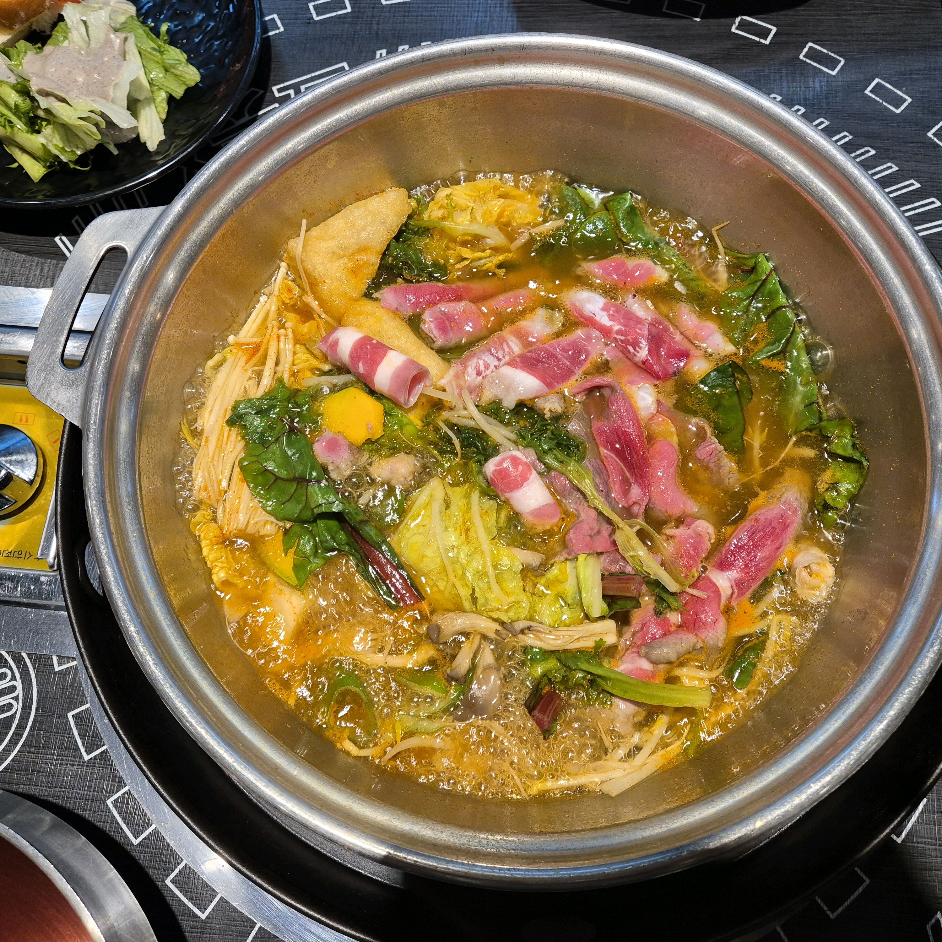 재료가 신선하고 맛있어요 - 모래내시장 맛집 소담촌 인천모래내시장역점