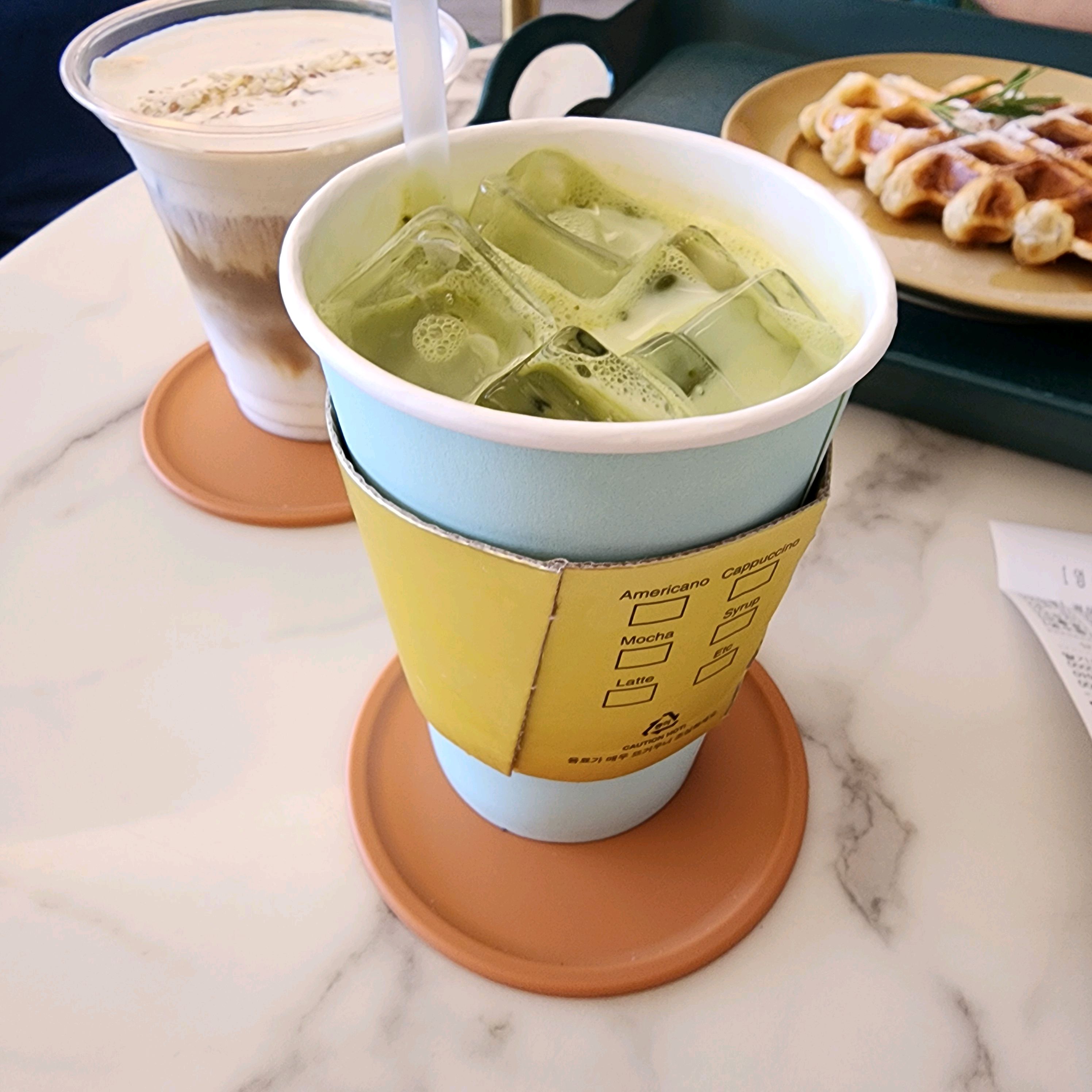 더운날 시원하게 바다구경하면서 힐링했어요♥ - 경포대 맛집 AURA Cafe&Lounge