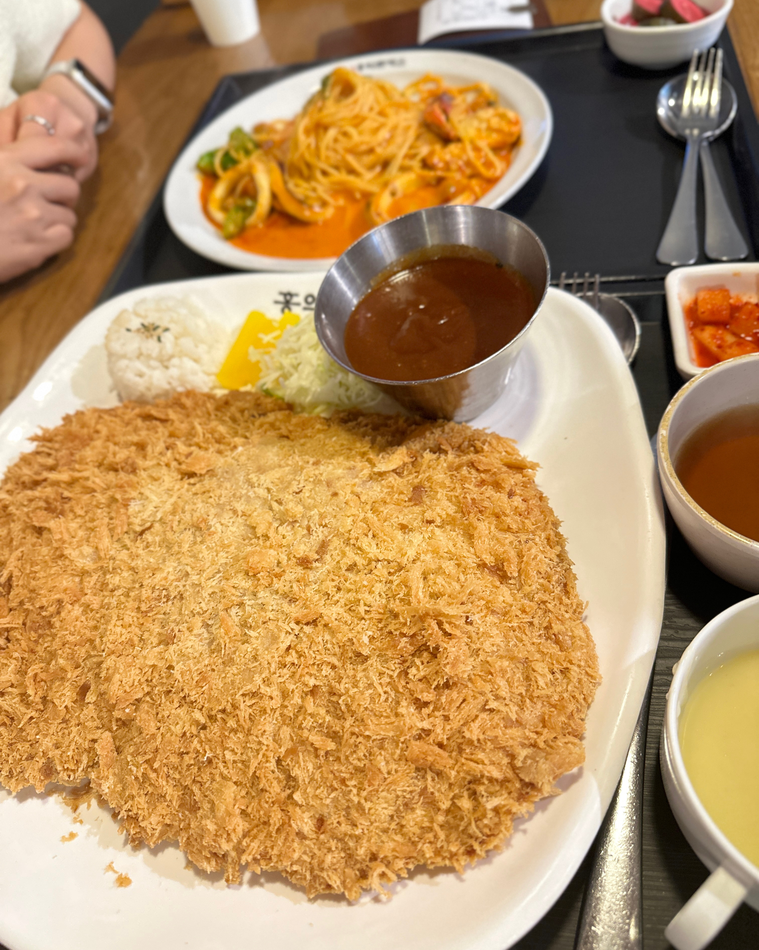 홍익 돈가스 매장이 대구에 자주 보여서 가까운 지점에 들렀어요. - 대구 칠곡 맛집 홍익돈까스 대구칠곡점