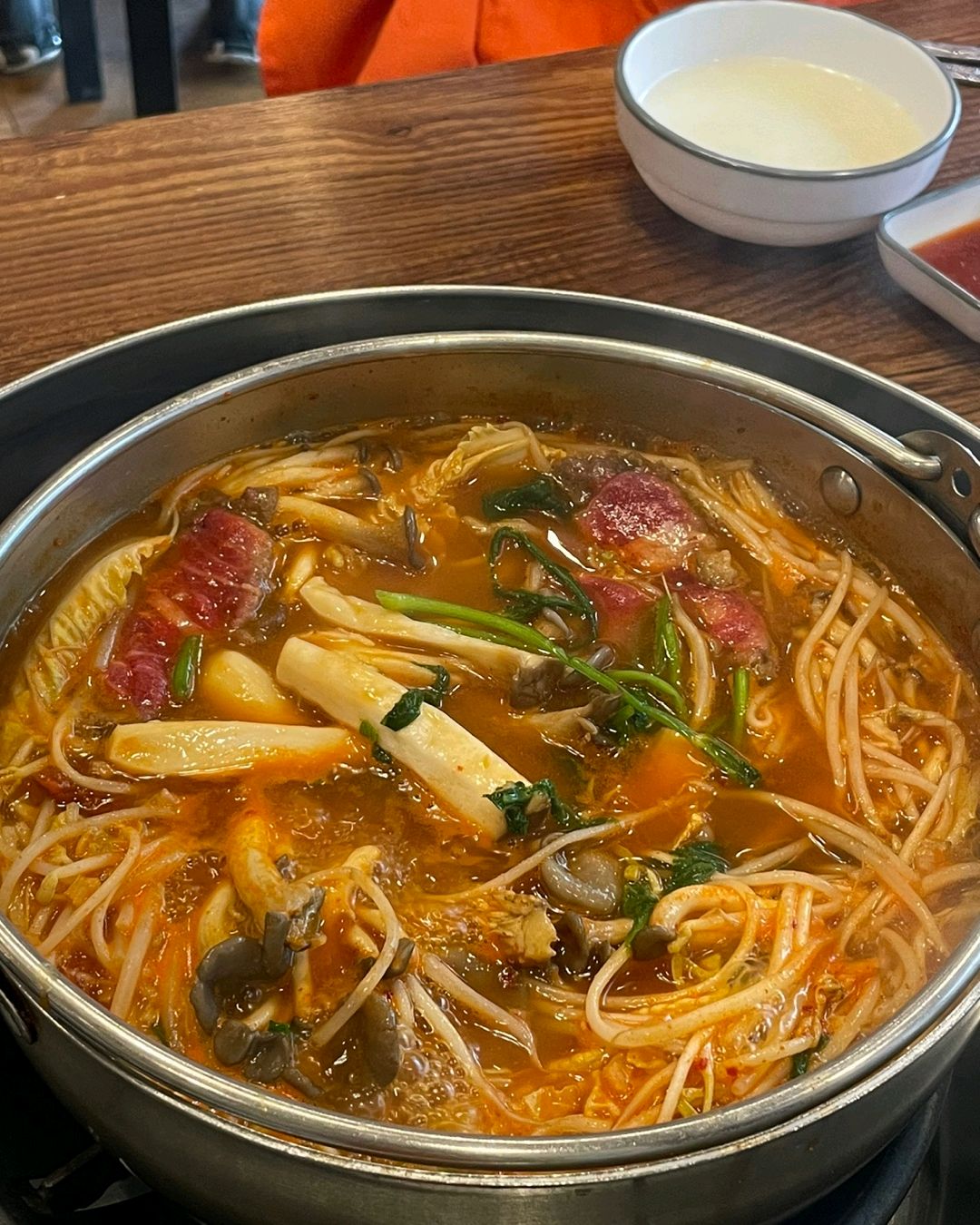 
서울시 강동구 둔촌동 맛집 동촌 샤브 칼국수 둔촌본점