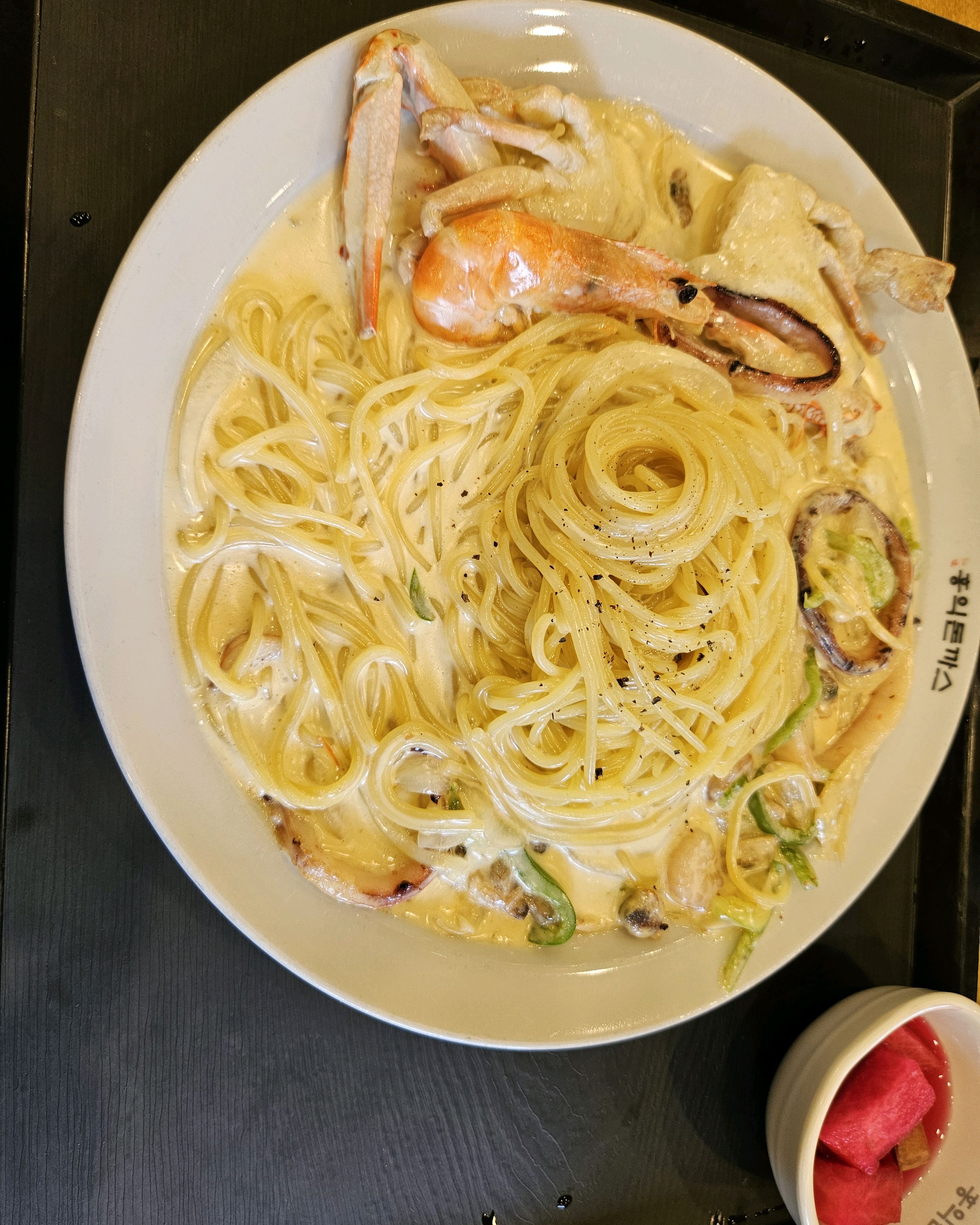해물 크림파스타 맛있어요 - 남양주 진접 맛집 홍익돈까스 남양주진접점
