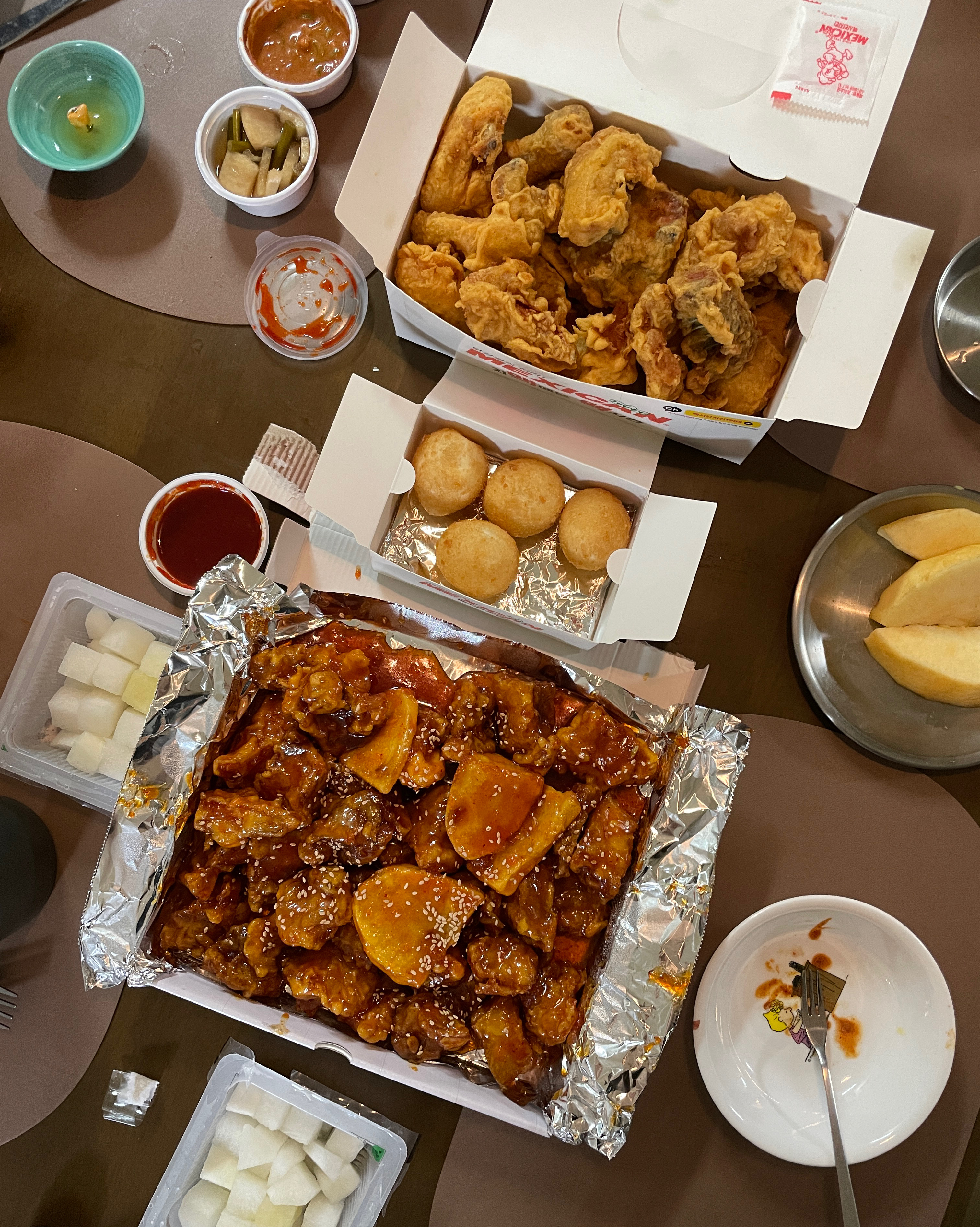 
수리산역식당 맥시칸치킨 산본4점