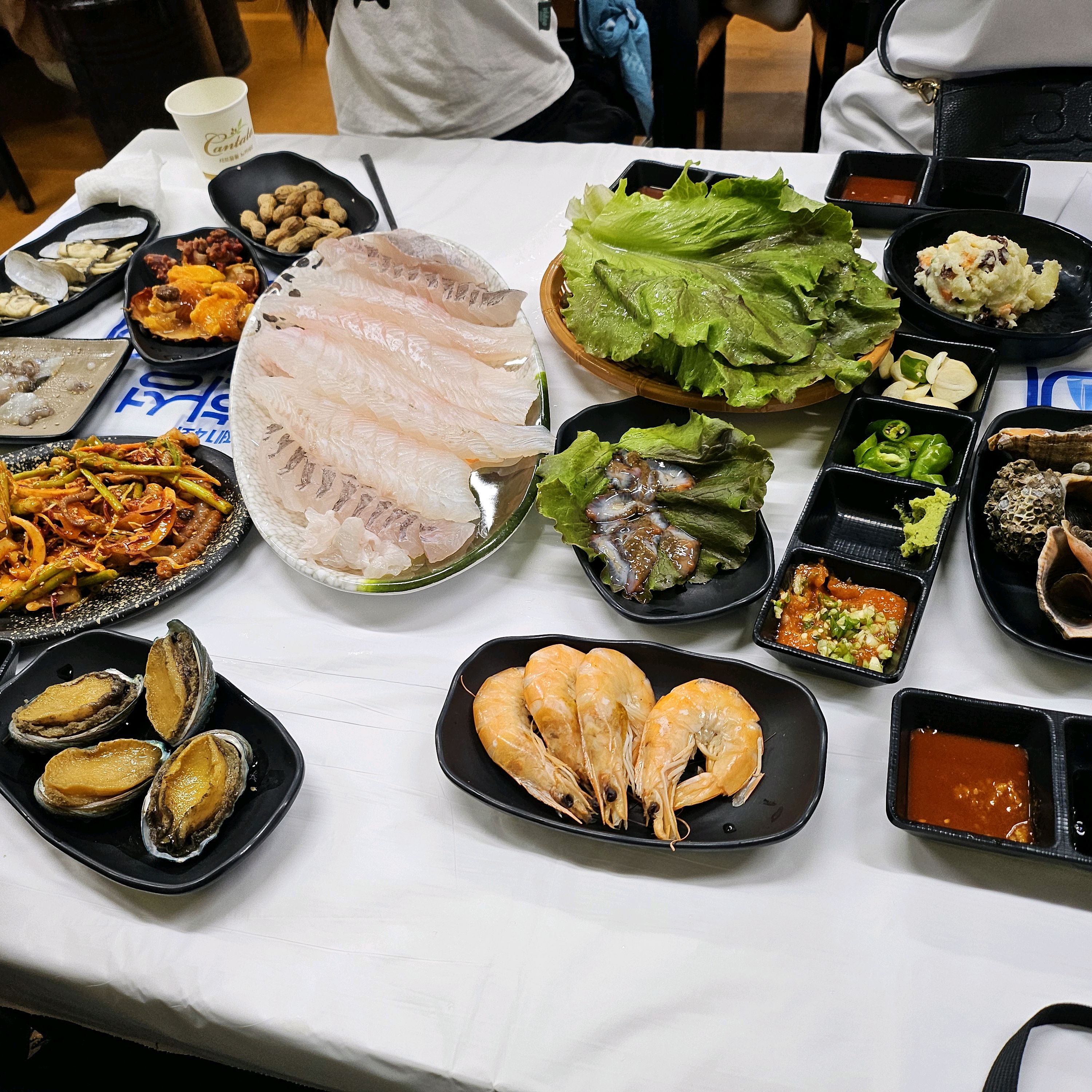 수산센타에서 직접 판매해서 - 제부도 맛집 해성호