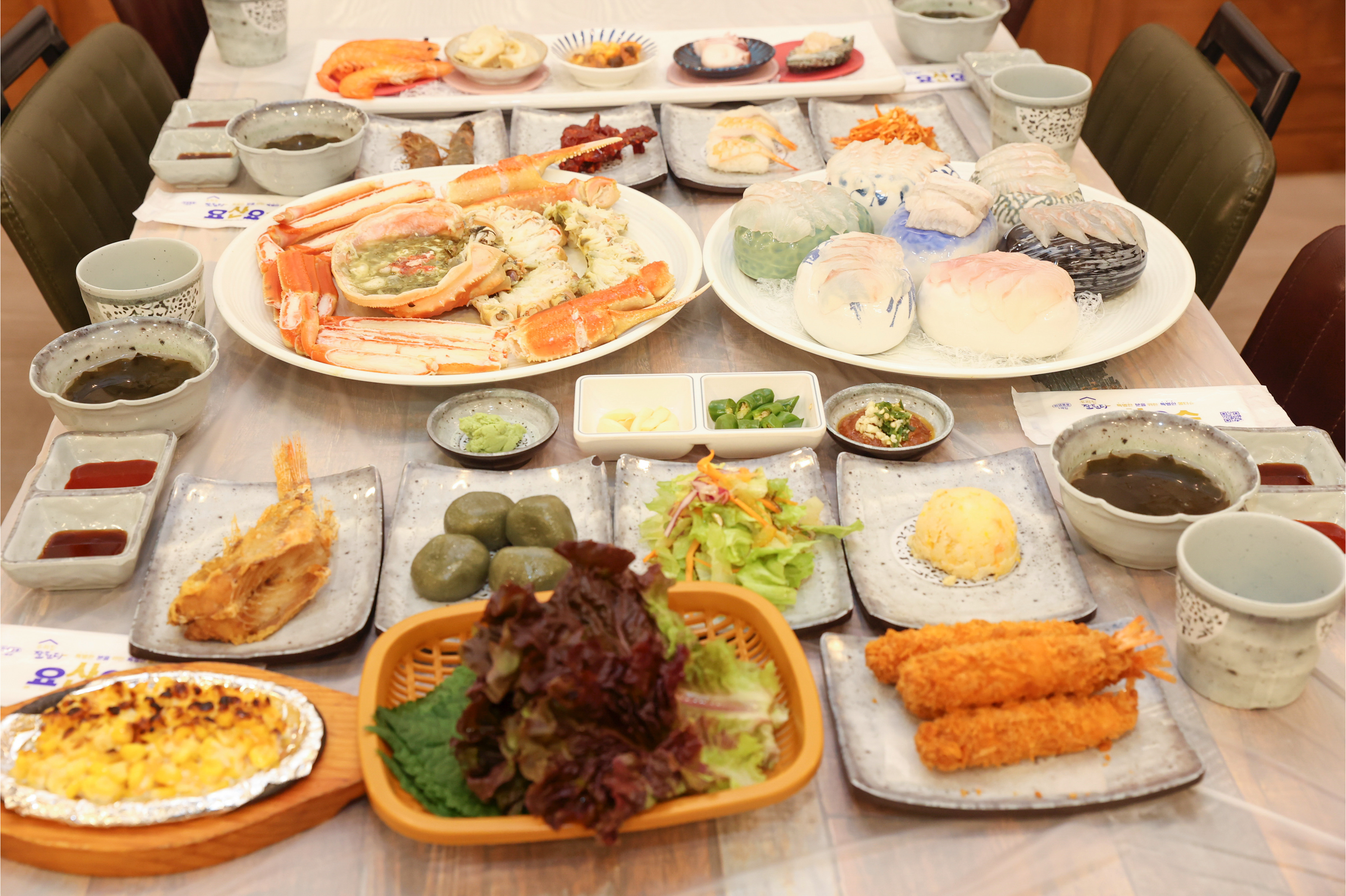 부모님과 함께한 여행에 최고의 만찬을 즐겼던 곳이예요. 온가족 모두 맛있게 푸짐하게 먹고온