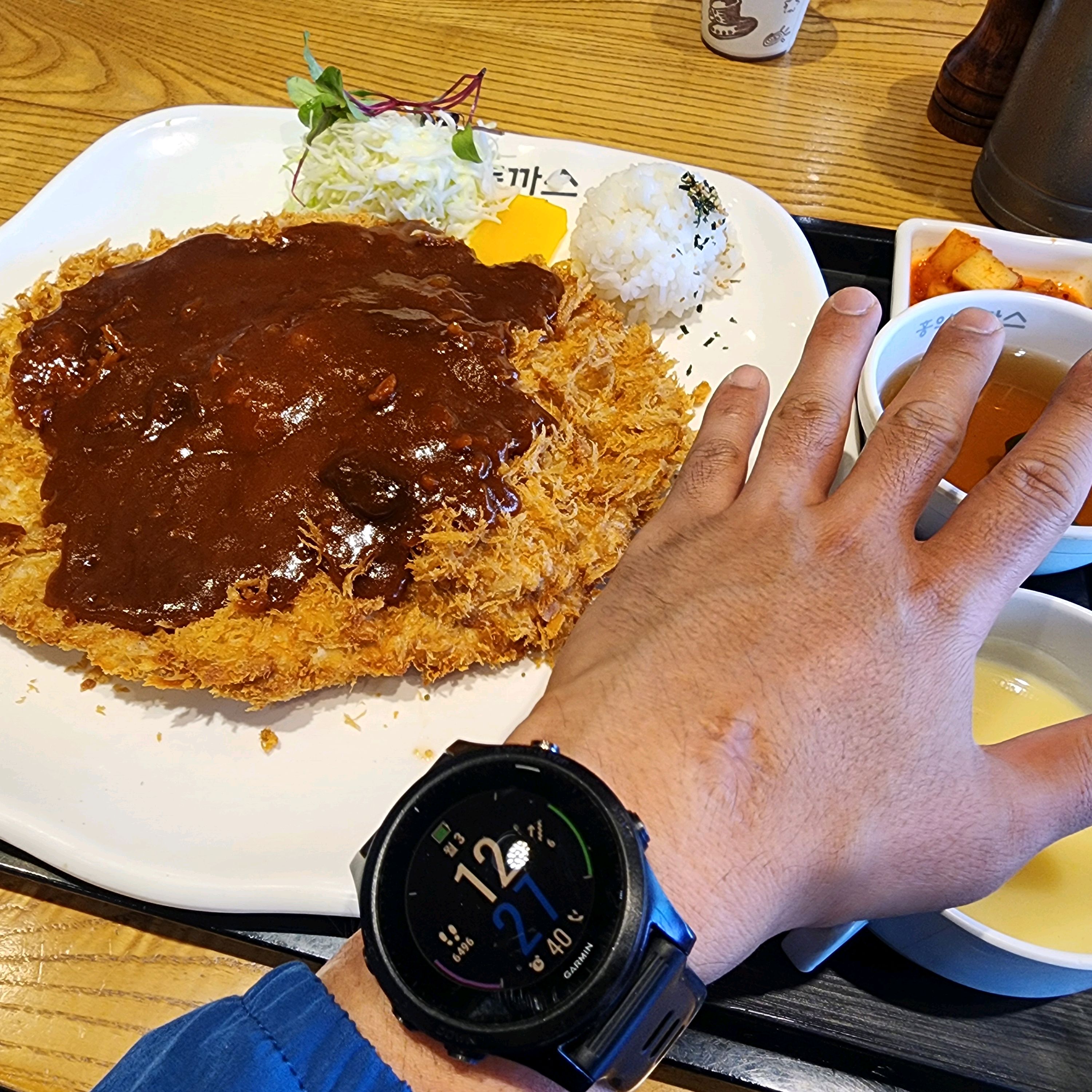 다른 홍익돈까스를 많이 방문해보았지만 여기는 - 일산 식사동 맛집 홍익돈까스 일산식사점