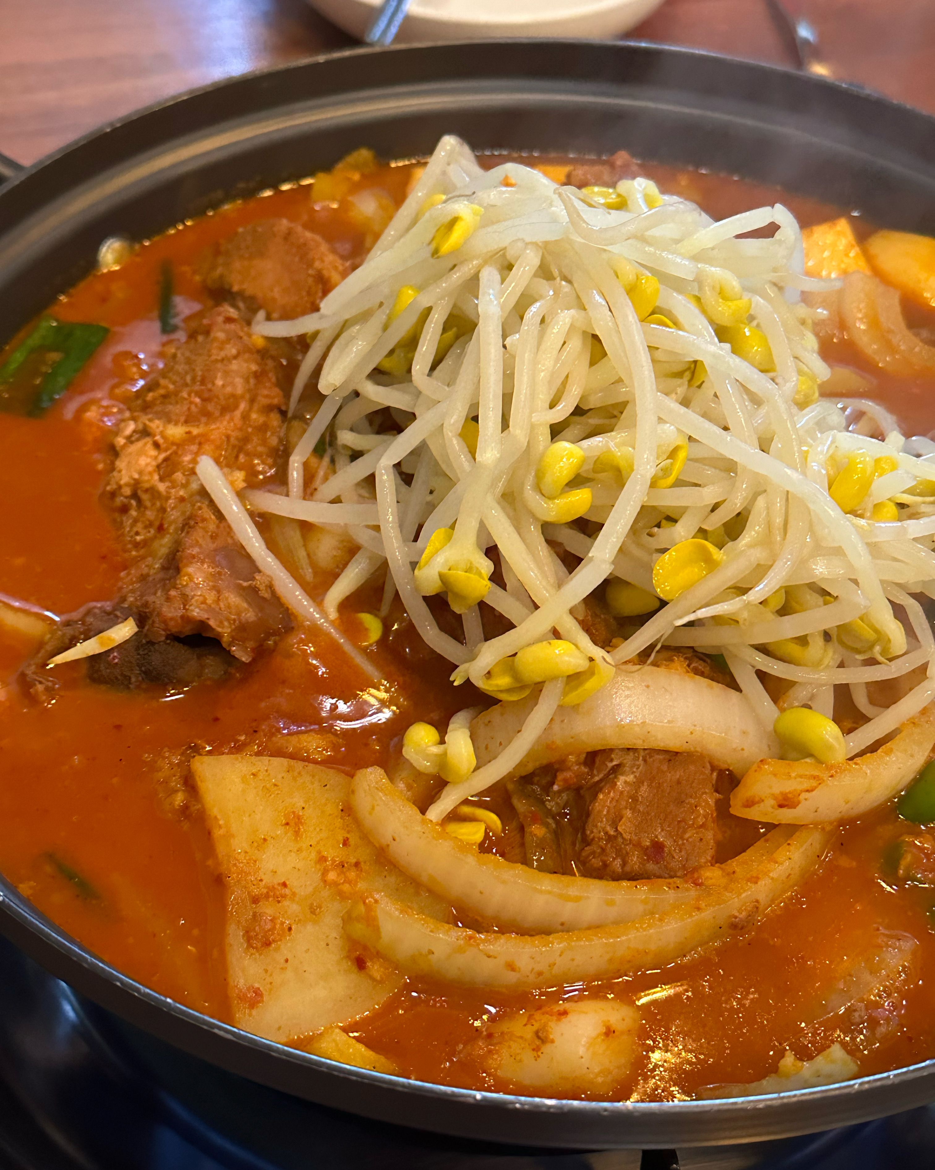남편과 한번 방문해봤는데 너무너무 맛있고 친절하셨어요~🥹 덕분에 맛있는 음식도 먹고 오랜만