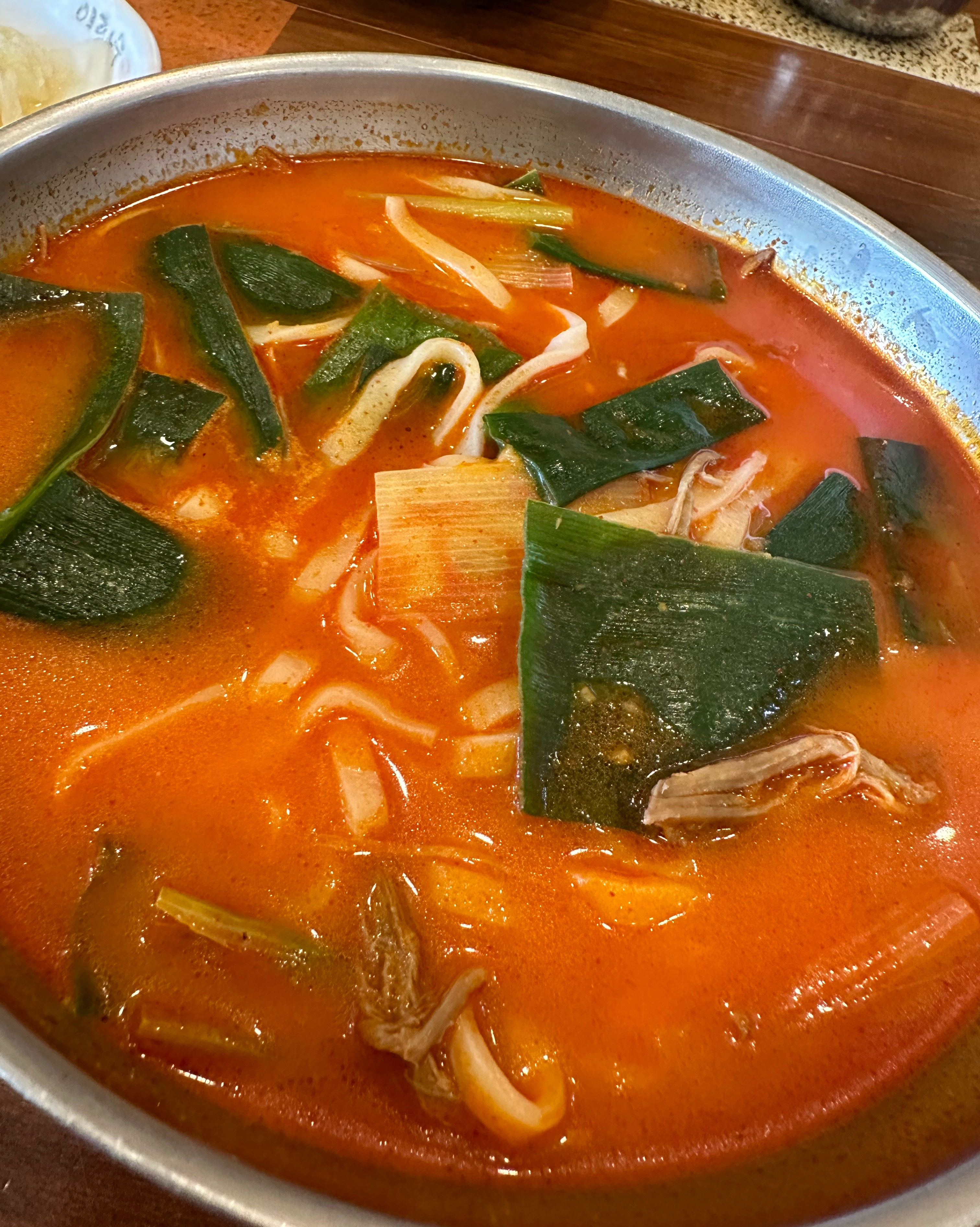 종각역 전통 전골집 이화수전통육개장 서대문정동점