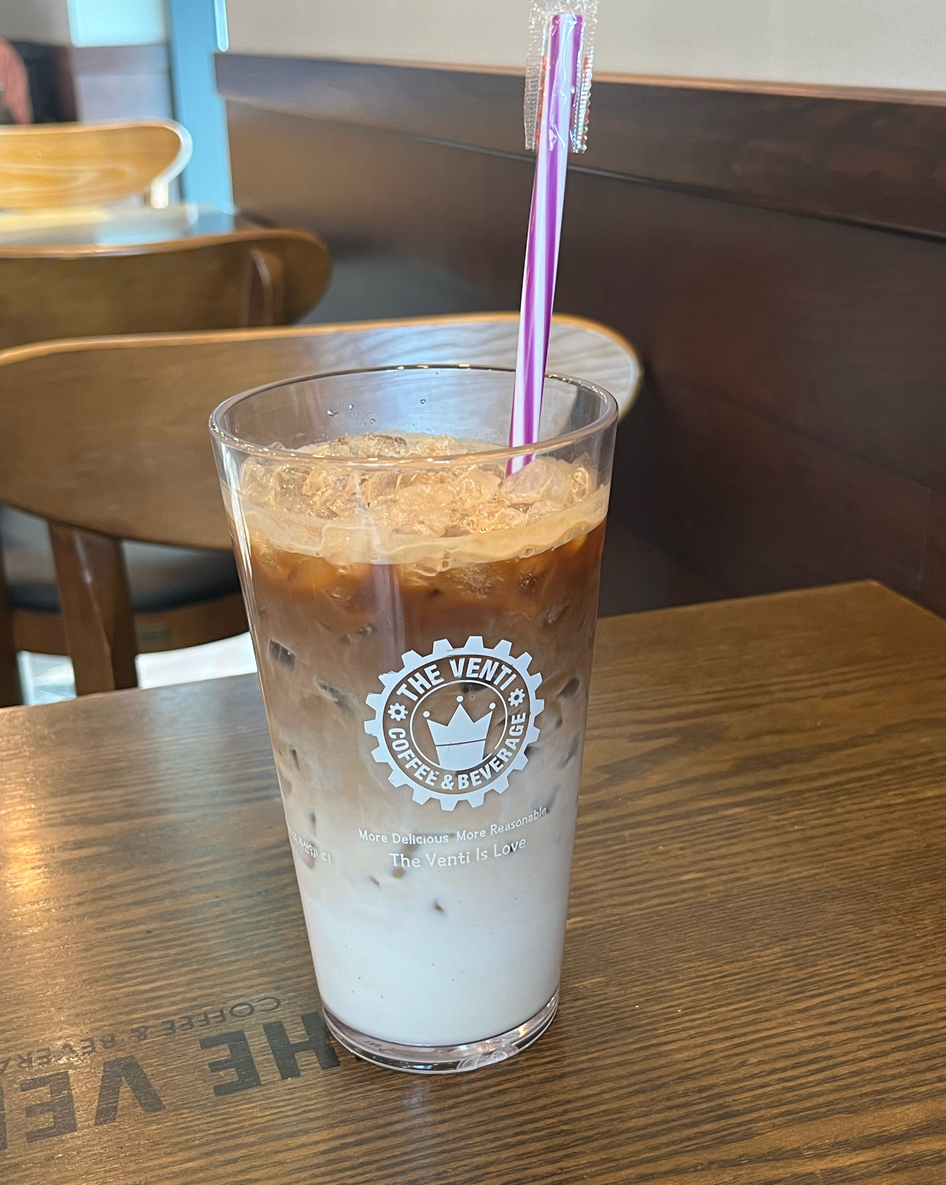  한국 서울 상봉역 주변 버블티 카페. 더벤티 면목역점