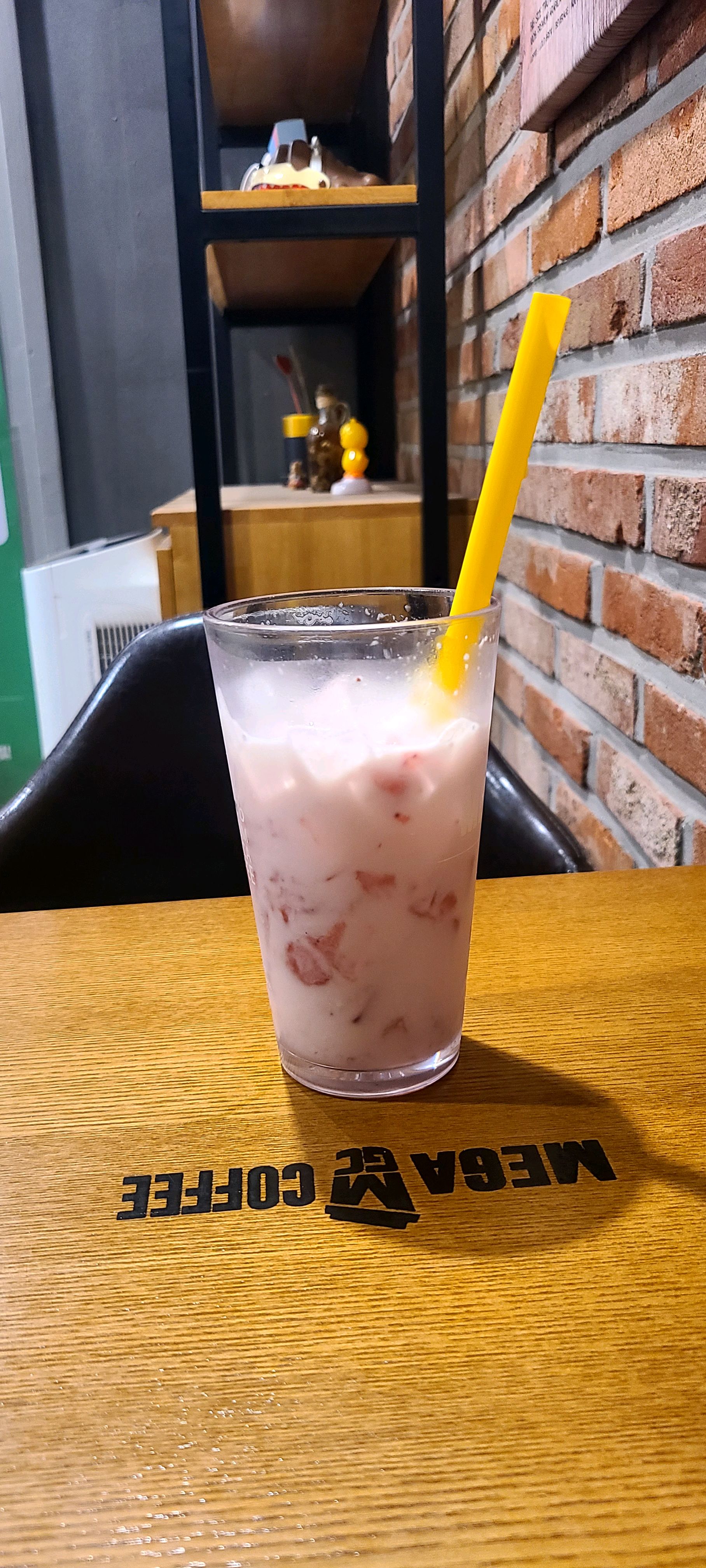 가성비가 좋아서~! - 천호동 맛집 메가MGC커피 천호로데오점