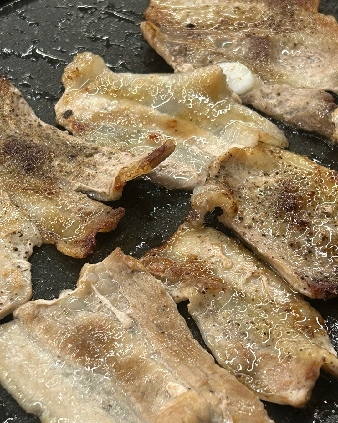 착한가격과 넓찍한 테이블 - 망원동 맛집 대패상회