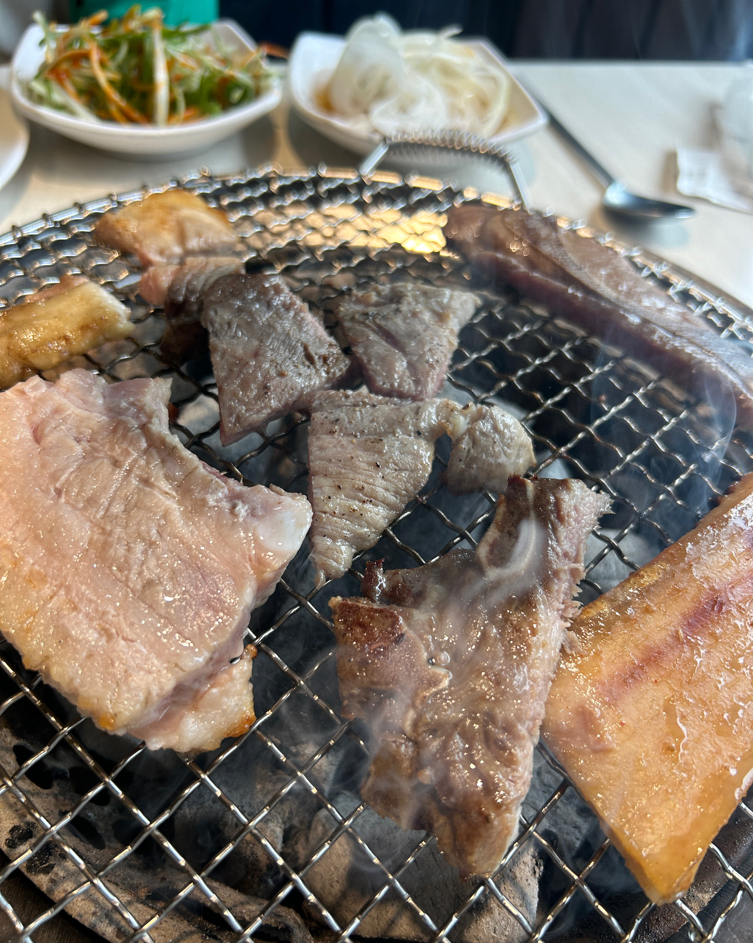음식은 뭐 그냥저냥인데 - 역촌동 맛집 명륜진사갈비 역촌점