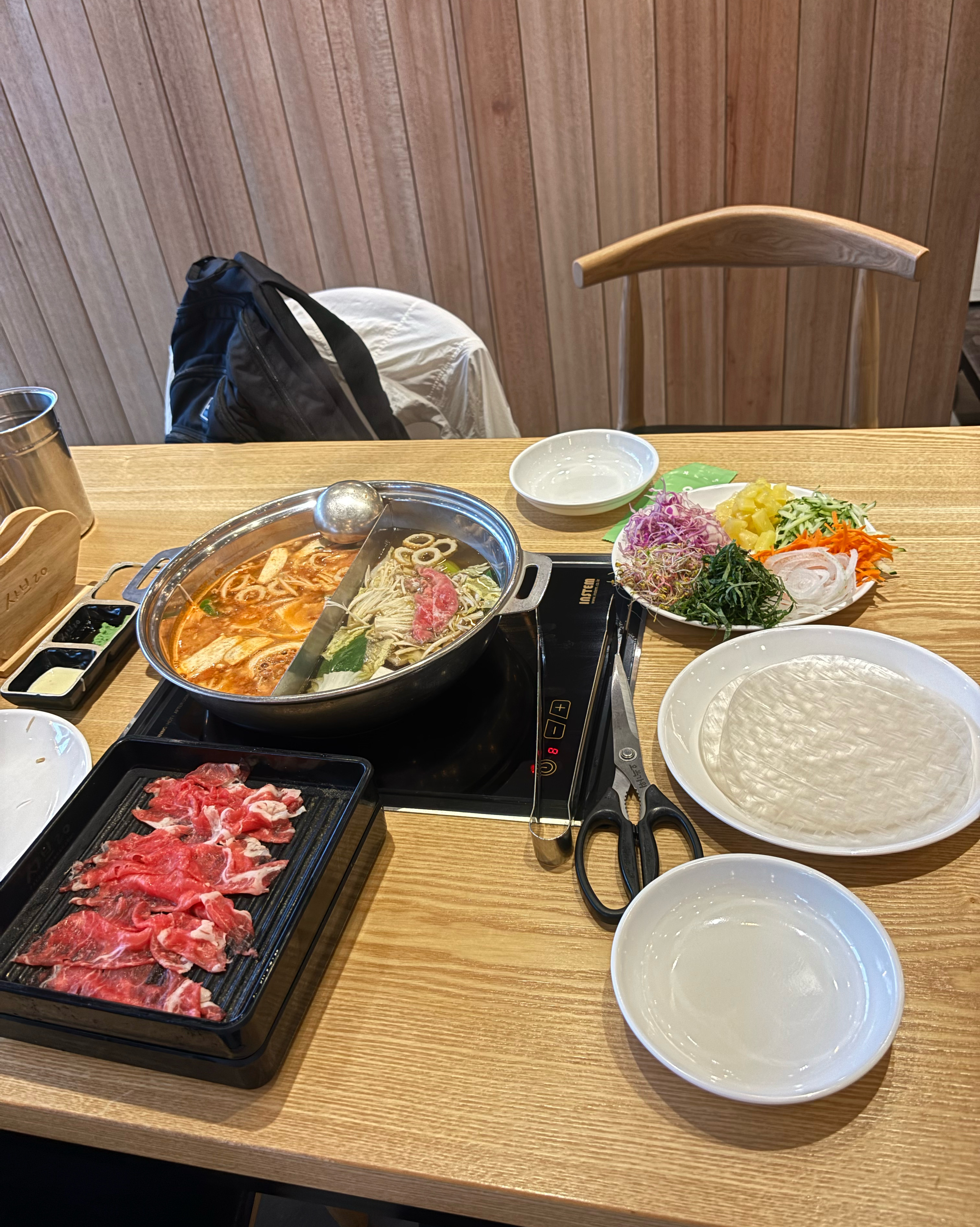 얼큰 육수+가쓰오부시 육수로 골랐는데 - 기장 정관 맛집 샤브20 기장정관점