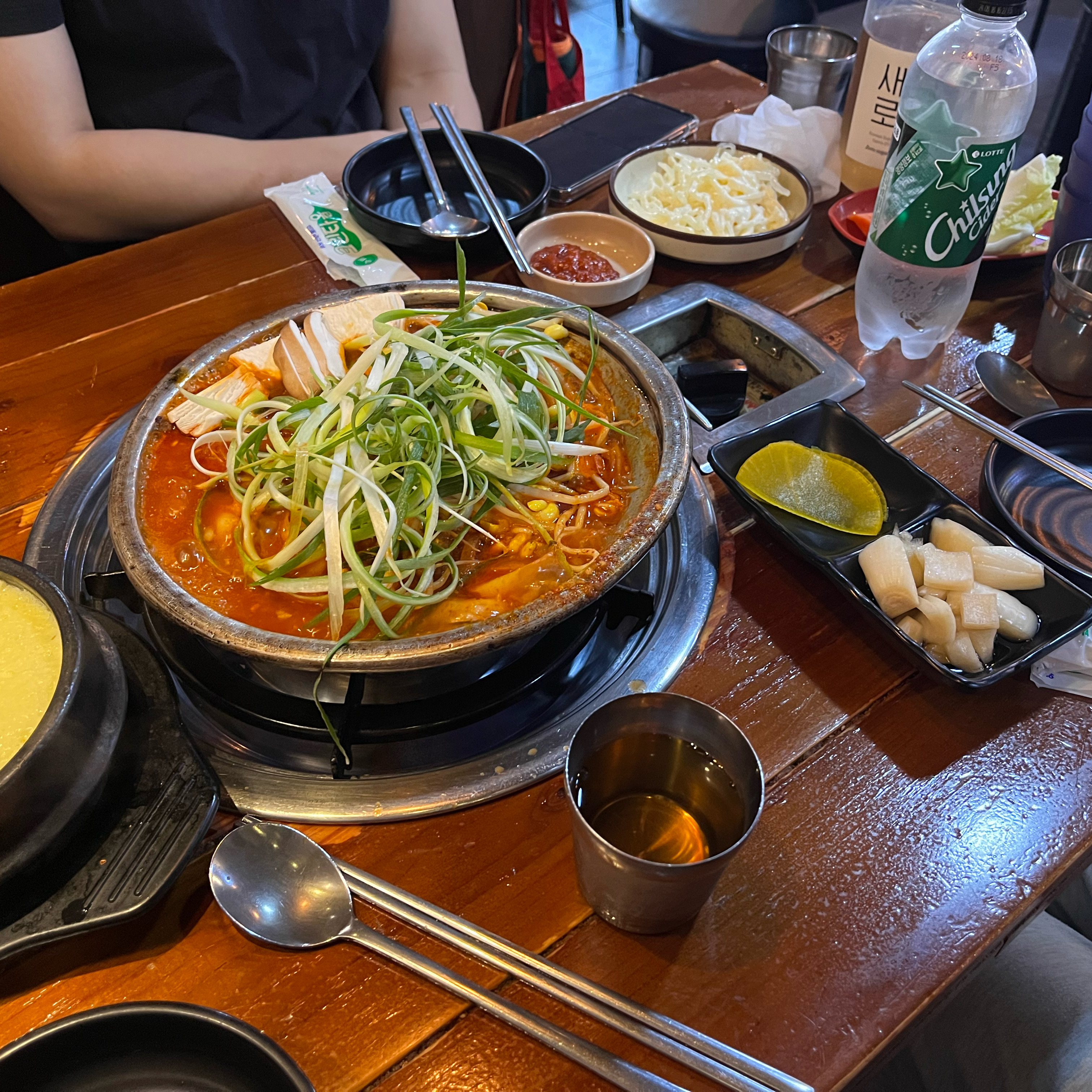 
서울시 성북구 안암동 맛집 짚신매운갈비찜 고대점