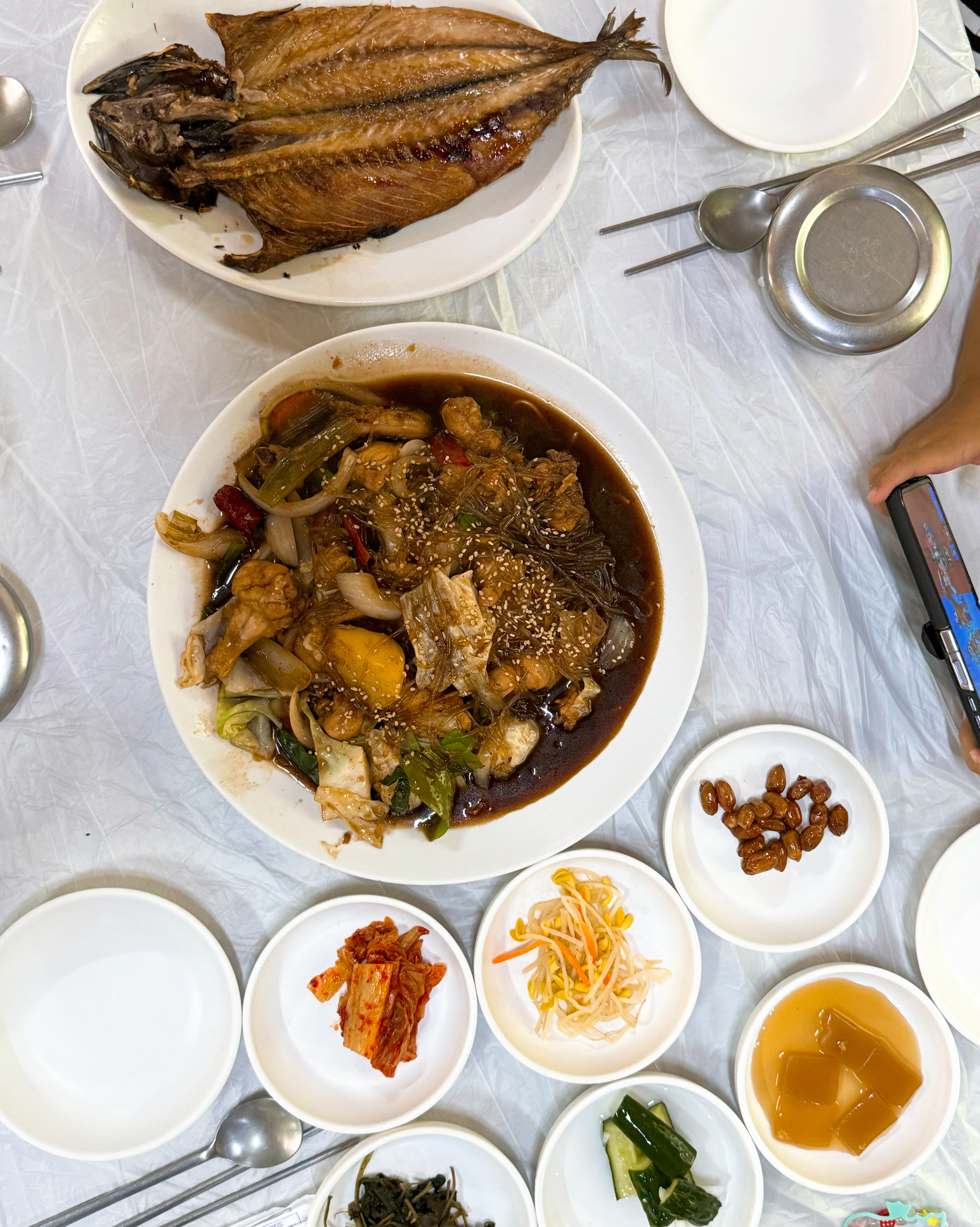 가족여행객이 많은 안동 하회마을이라서 그런지 - 하회마을 맛집 하회민속식당