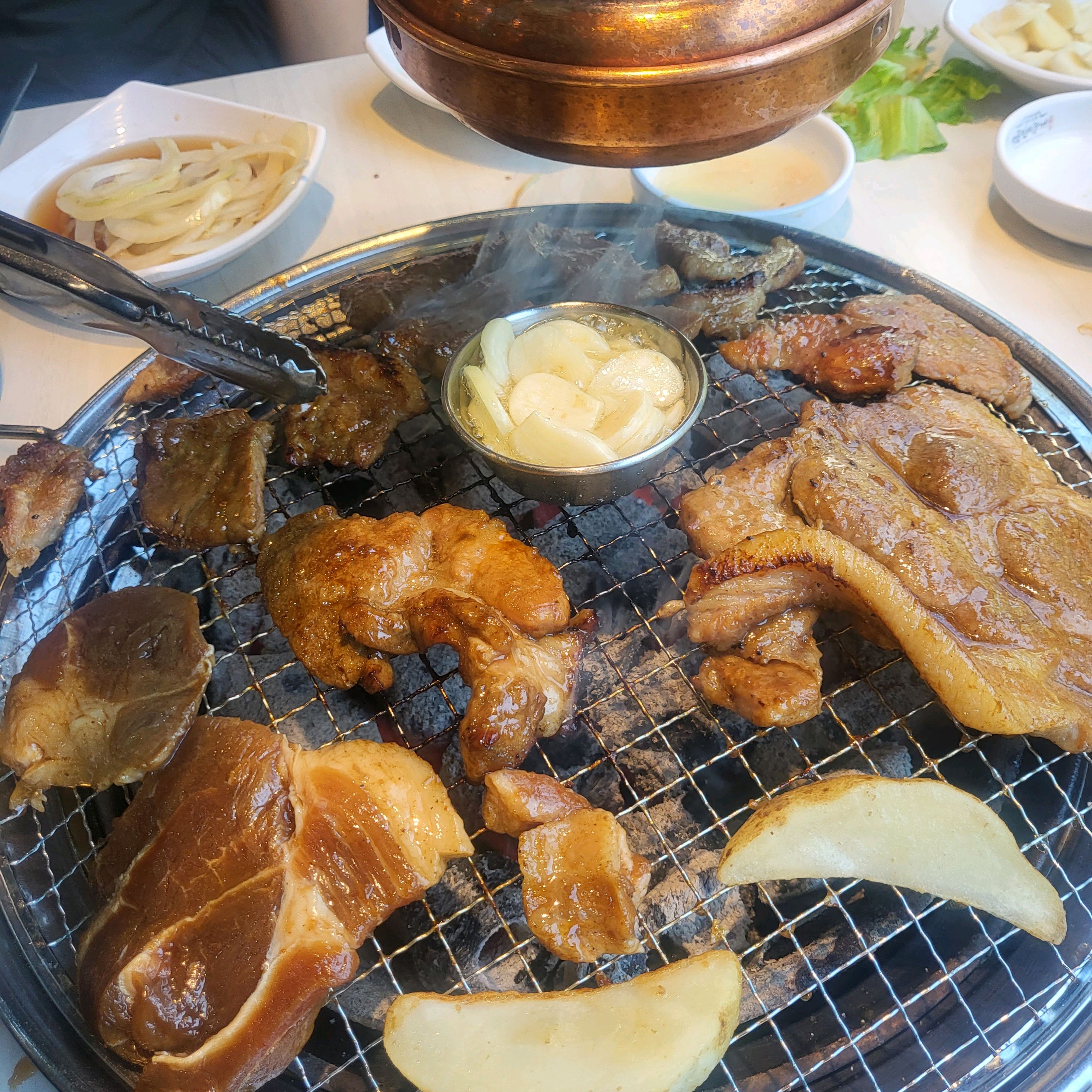 명륜진사갈비 여러지점이있지만 관저점이 고기맛, 위생, 서비스가 제일좋아요!!👍👍 - 대전 맛집 명륜진사갈비 마치광장점