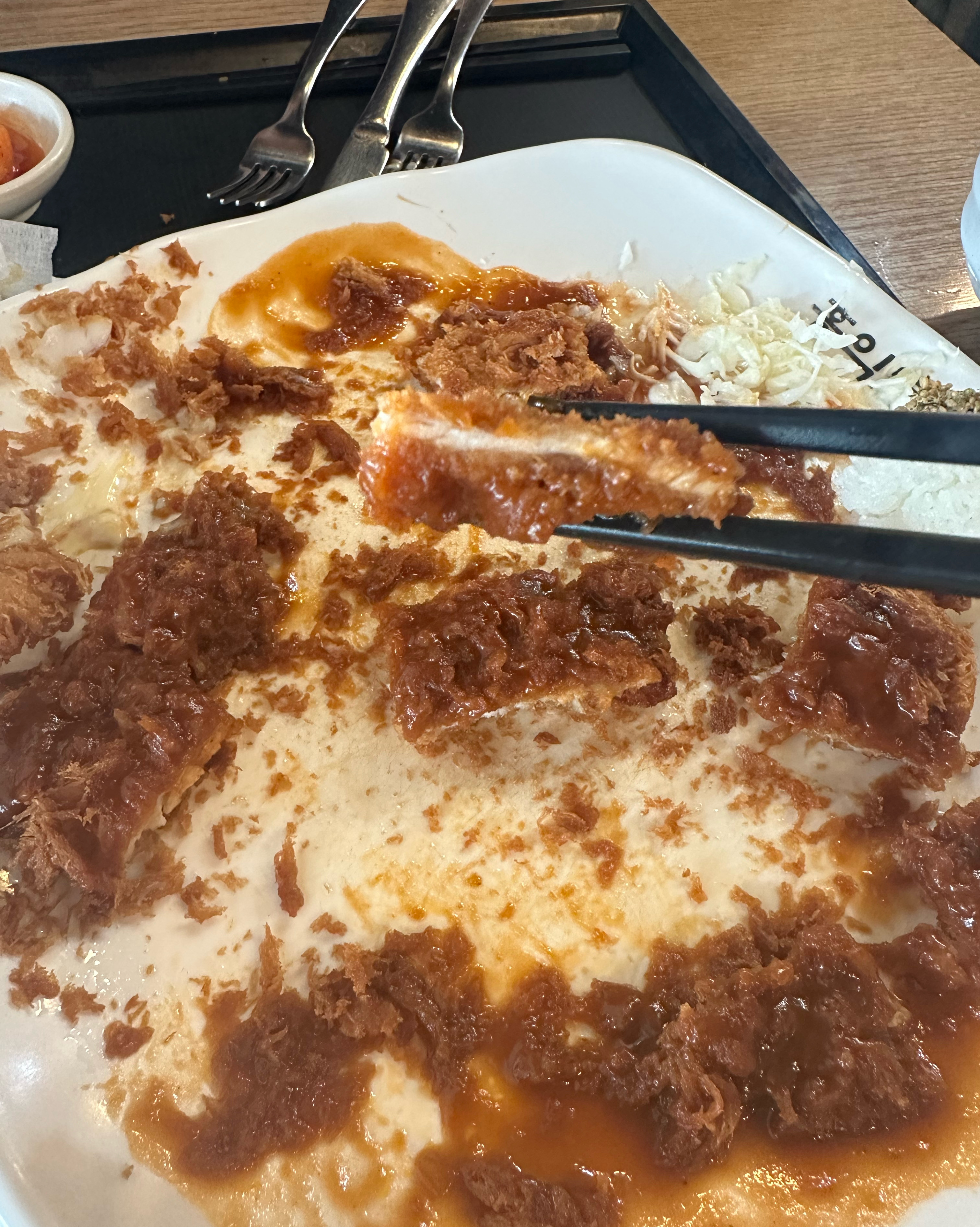 돈까스 고기가 너무 얇아요.. - 천안 신방동 맛집 홍익돈까스 천안신방점