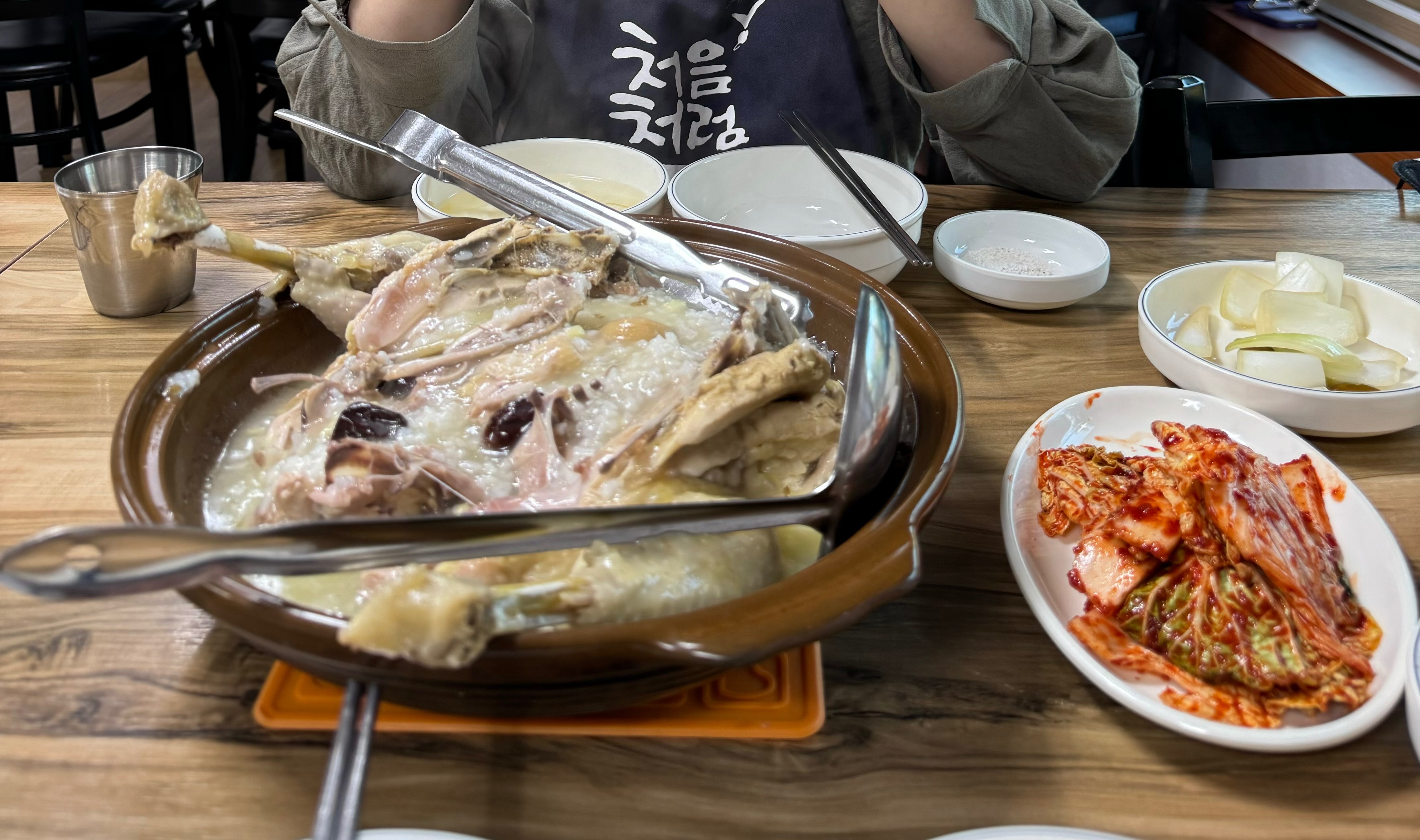 
신길온천역식당 야구장농원오리진흙구이