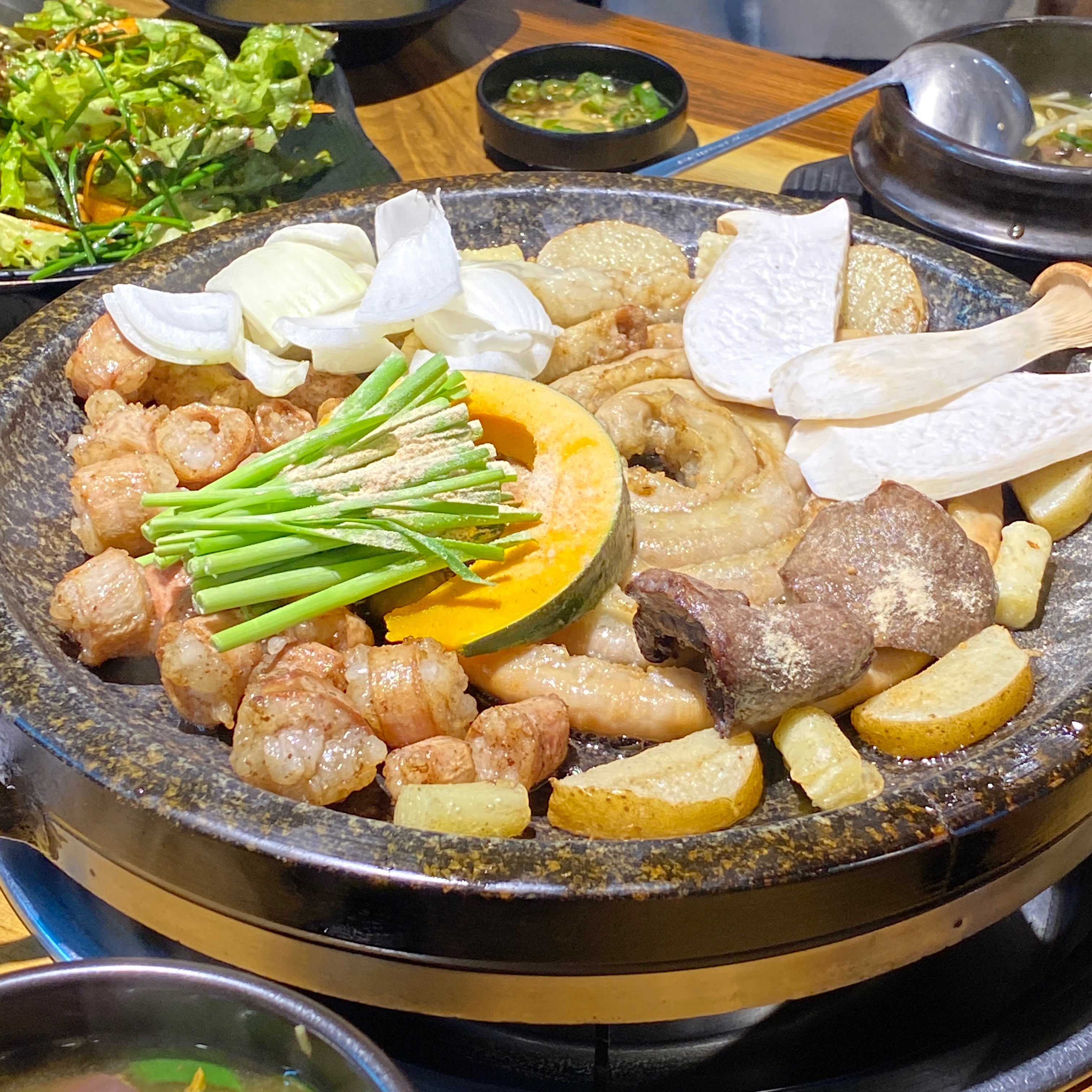 평촌 곱창 맛집은 여기입니다🤍 - 안양 맛집 옥돌양곱창구이 본점