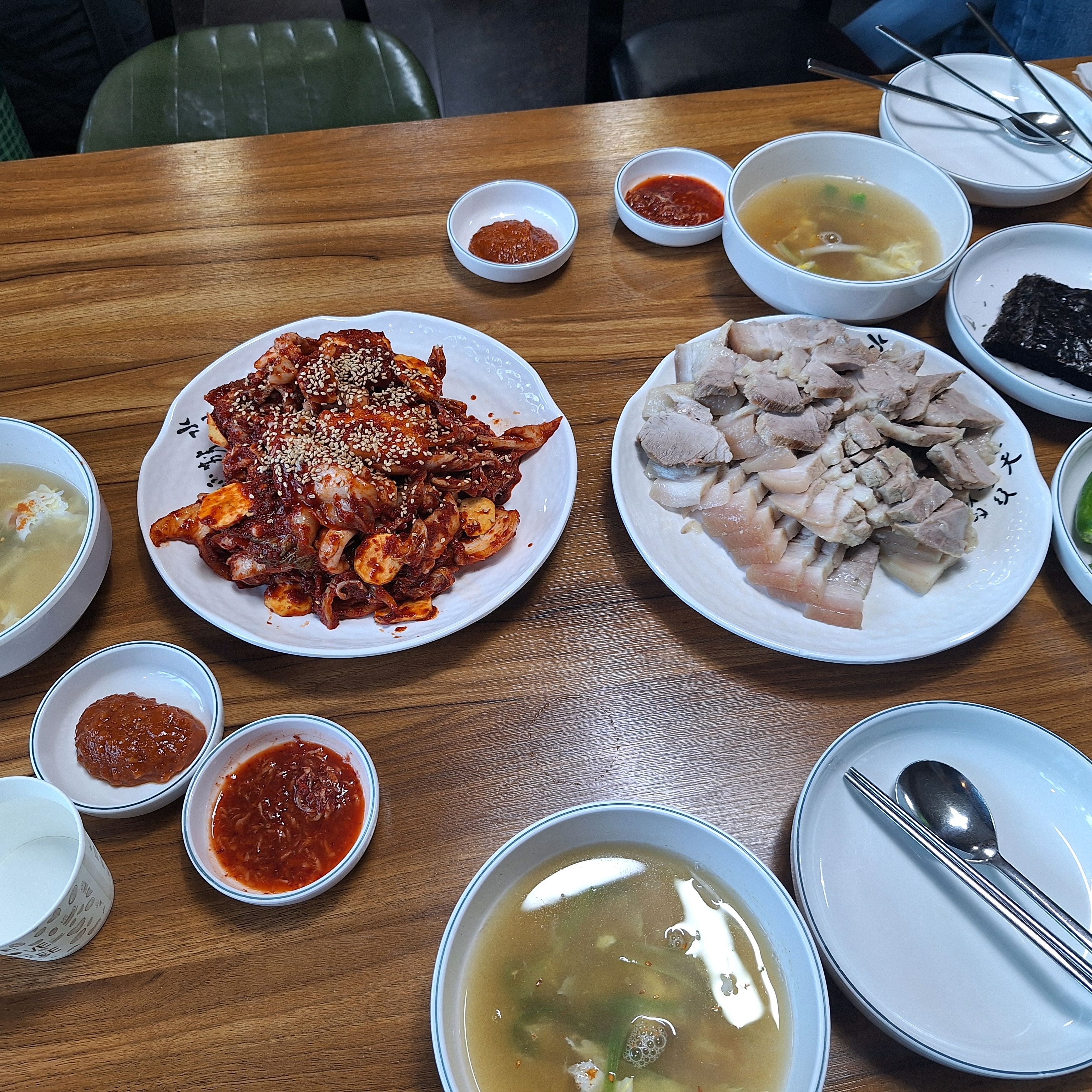 
서울시 은평구 녹번동 맛집 충무칼국수