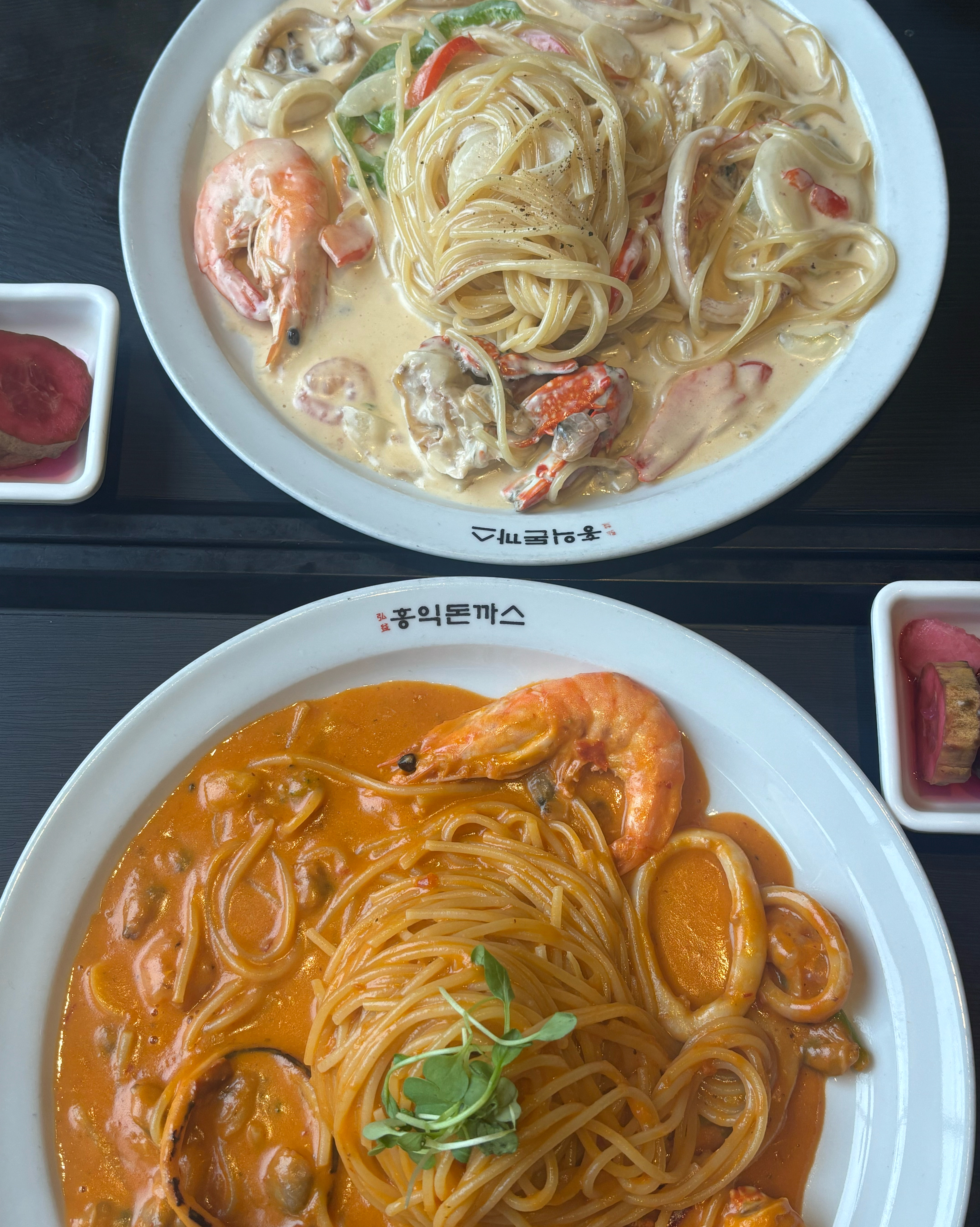부모님 모시고도 가고, 친구랑도 갔는데 갈 때마다 너무너무 맛있게 잘 먹고와요!! - 군산 수송동 맛집 홍익돈까스 군산점