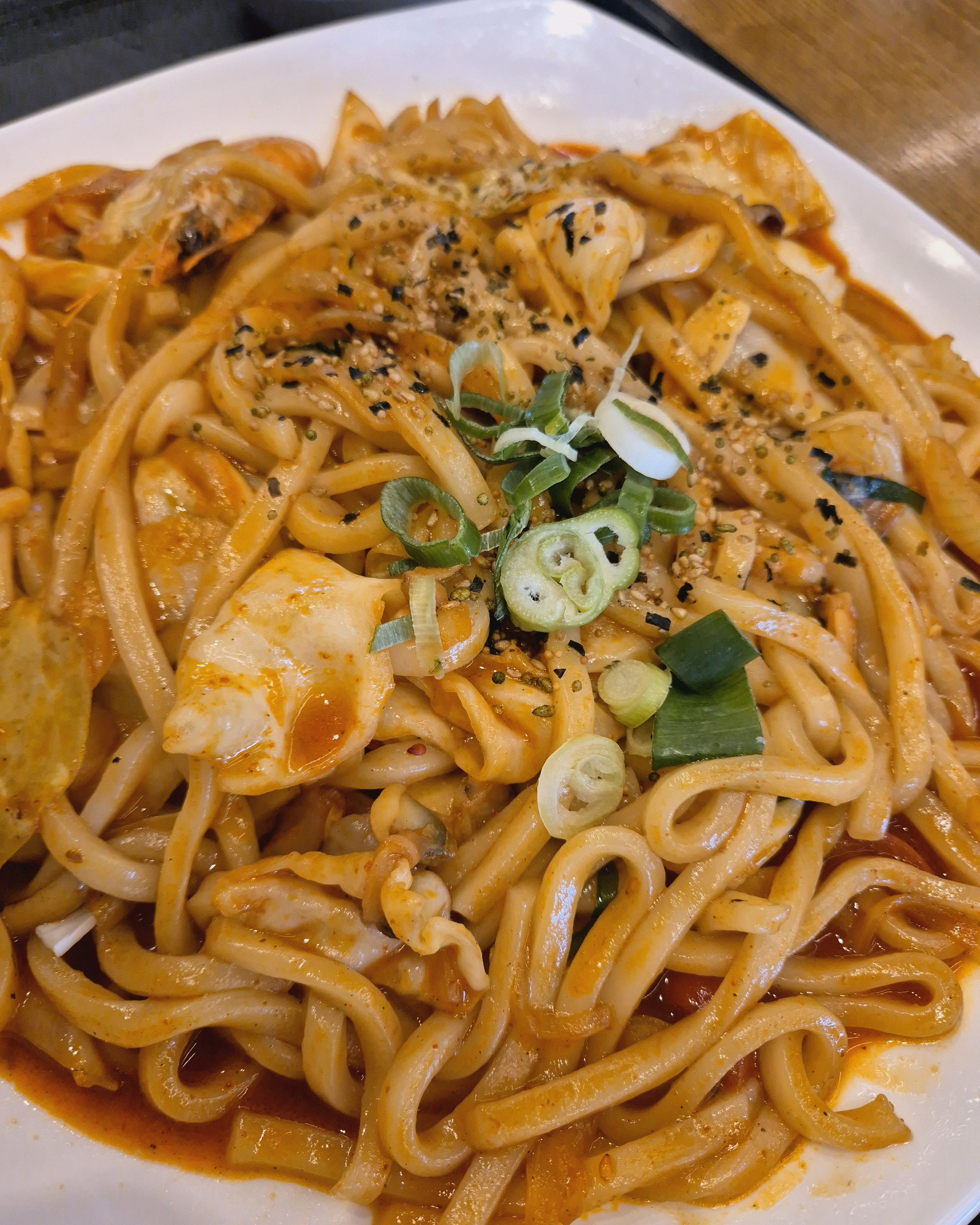 볶음짬뽕에 감동입니다.모듬돈까스는 조금 - 서산 호수공원 맛집 홍익돈까스 서산점
