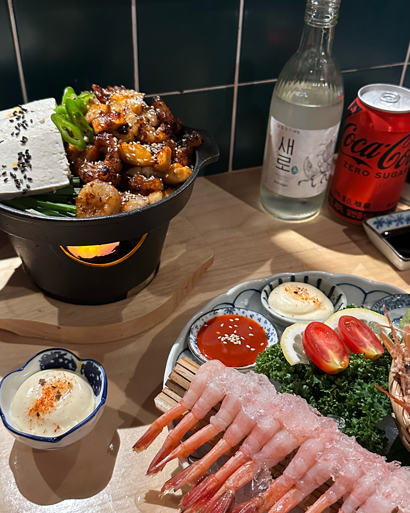 너무 맛있는데 사장님 너무너무 바빠보여요 ㅠㅠ 알바 좀 뽑아야 할듯여 ?! 그리고 음식 그