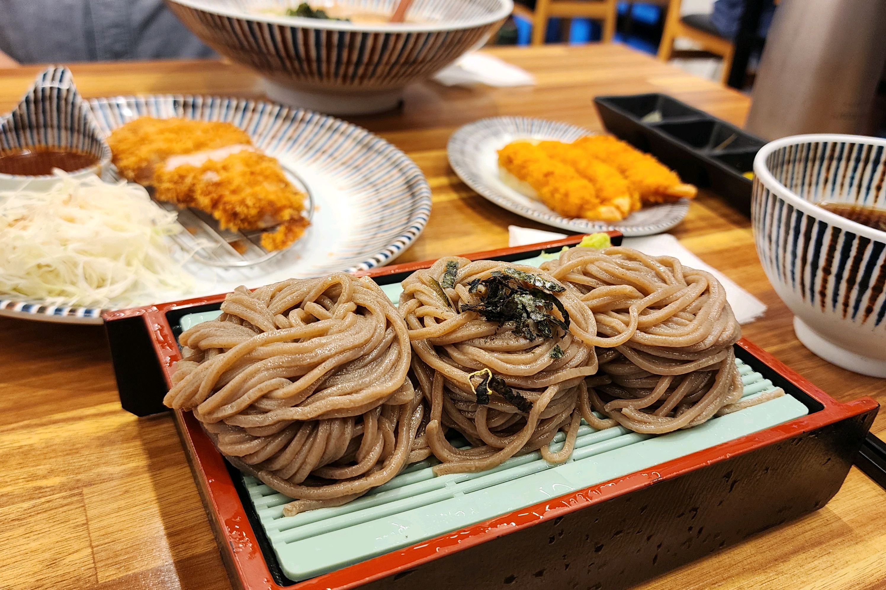 본점만큼 맛있습니다. 주차가 편하고 매장도 넓어서 좋네요. - 용인 공세동 맛집 삼동소바 공세점