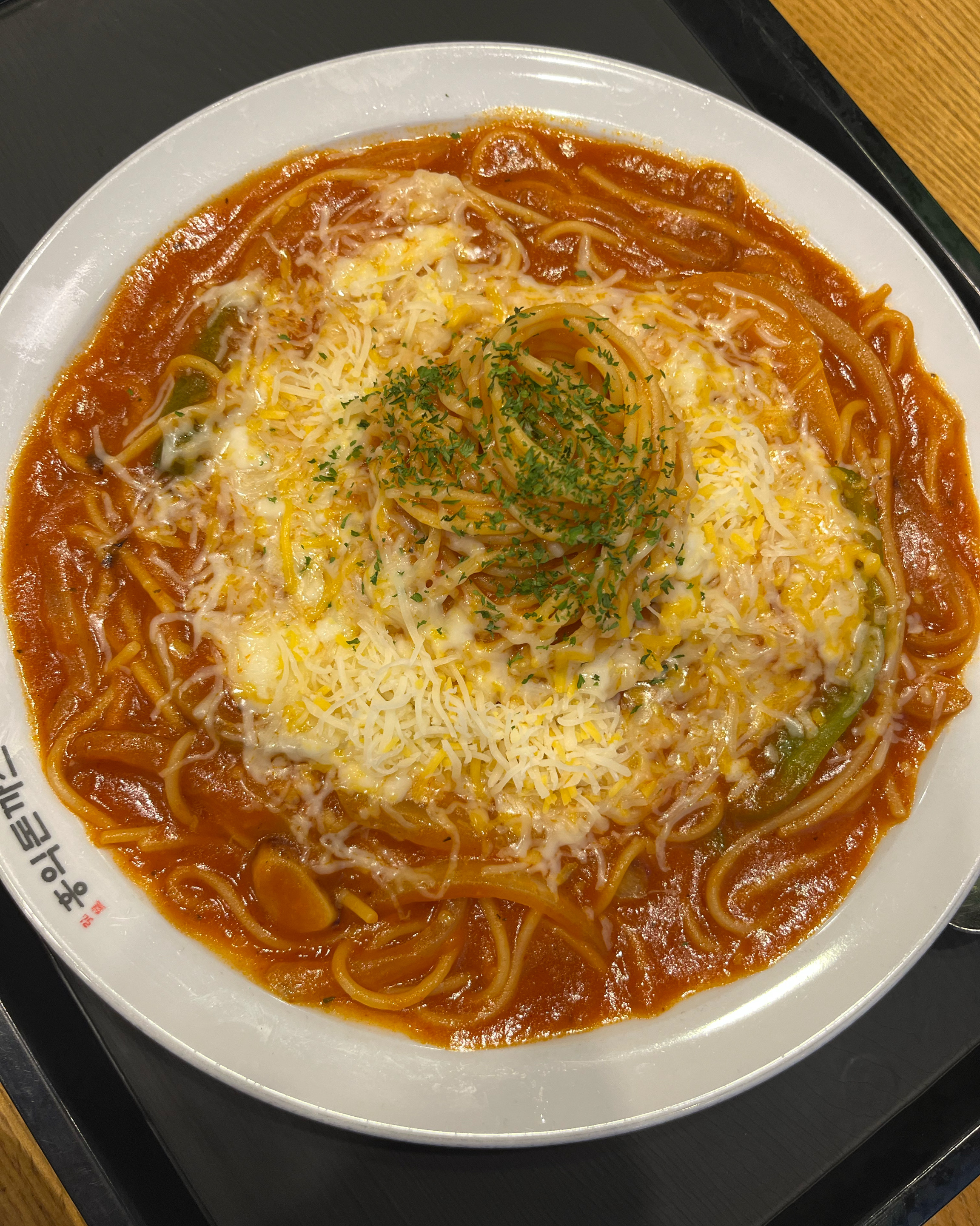 파스타도 맛있더라구요. 돈까스도 양도 많고 너무 만족합니다. 그리고 친절해요. - 의정부 신곡동 맛집 홍익돈까스 의정부신곡점
