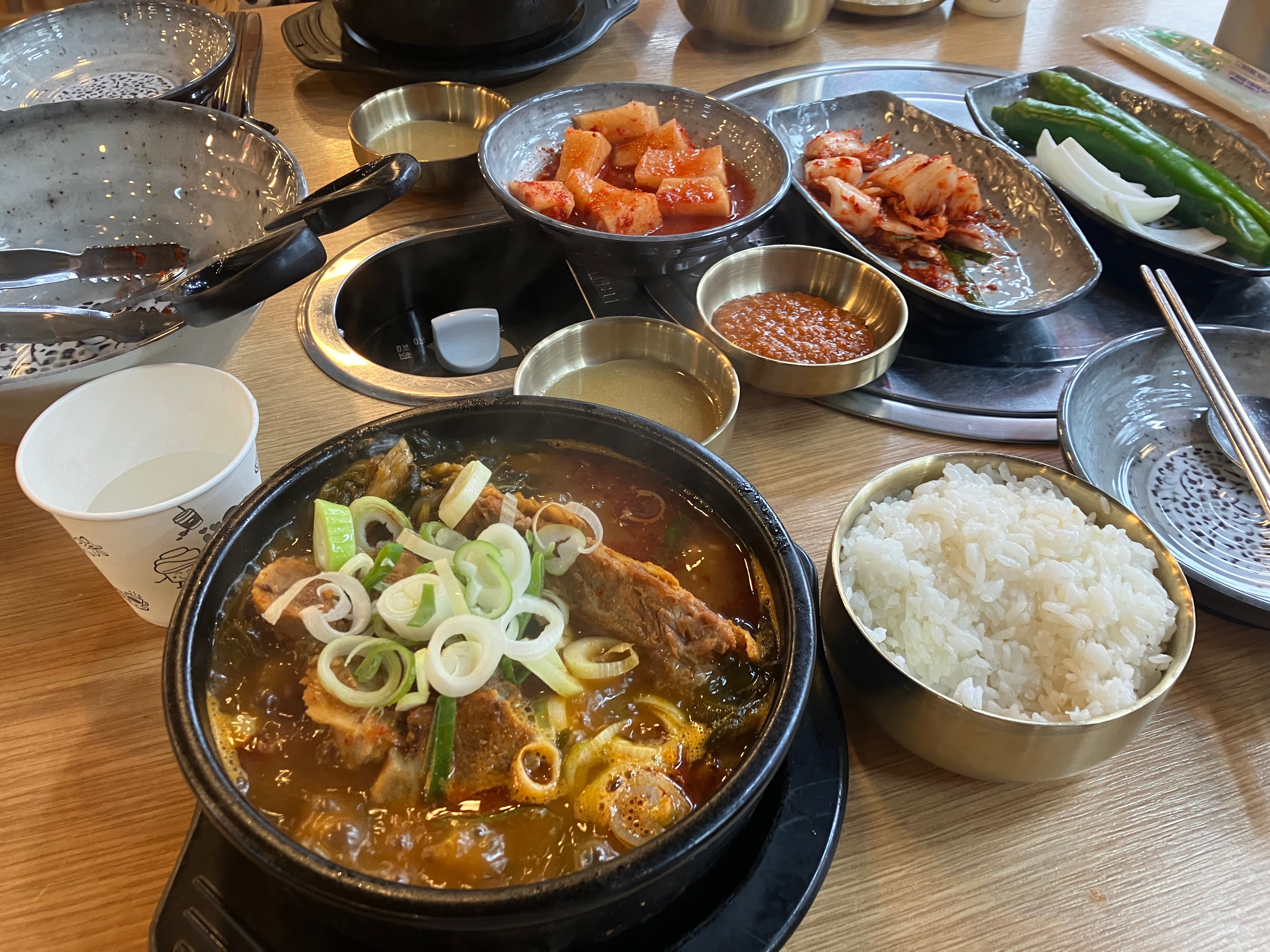  미아역 감자탕 전문점 조선감저