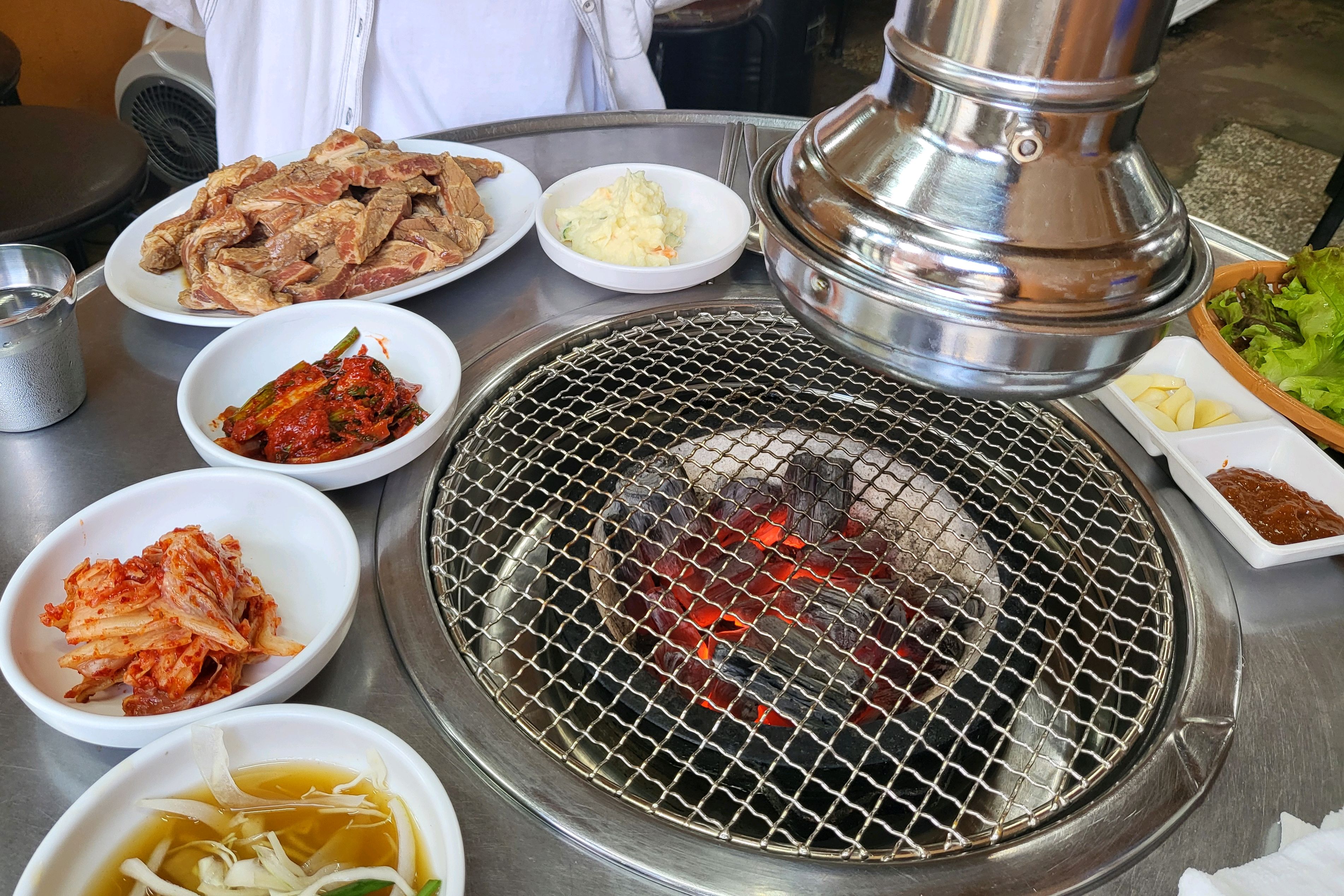 [경리단길 맛집 황토숯불생고기] 직접 가본 로컬 리뷰
