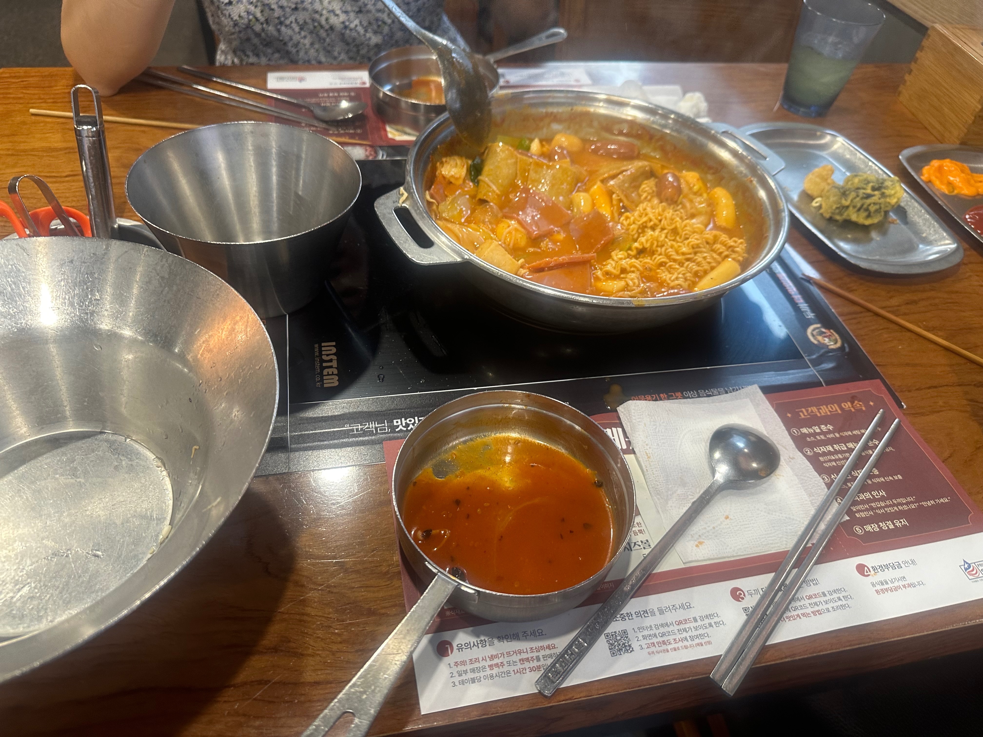 선배님이랑 배 빵빵하게 먹고 왔네요 ㅎㅎ 많이 파세요~ - 천호동 맛집 두끼 천호로데오점