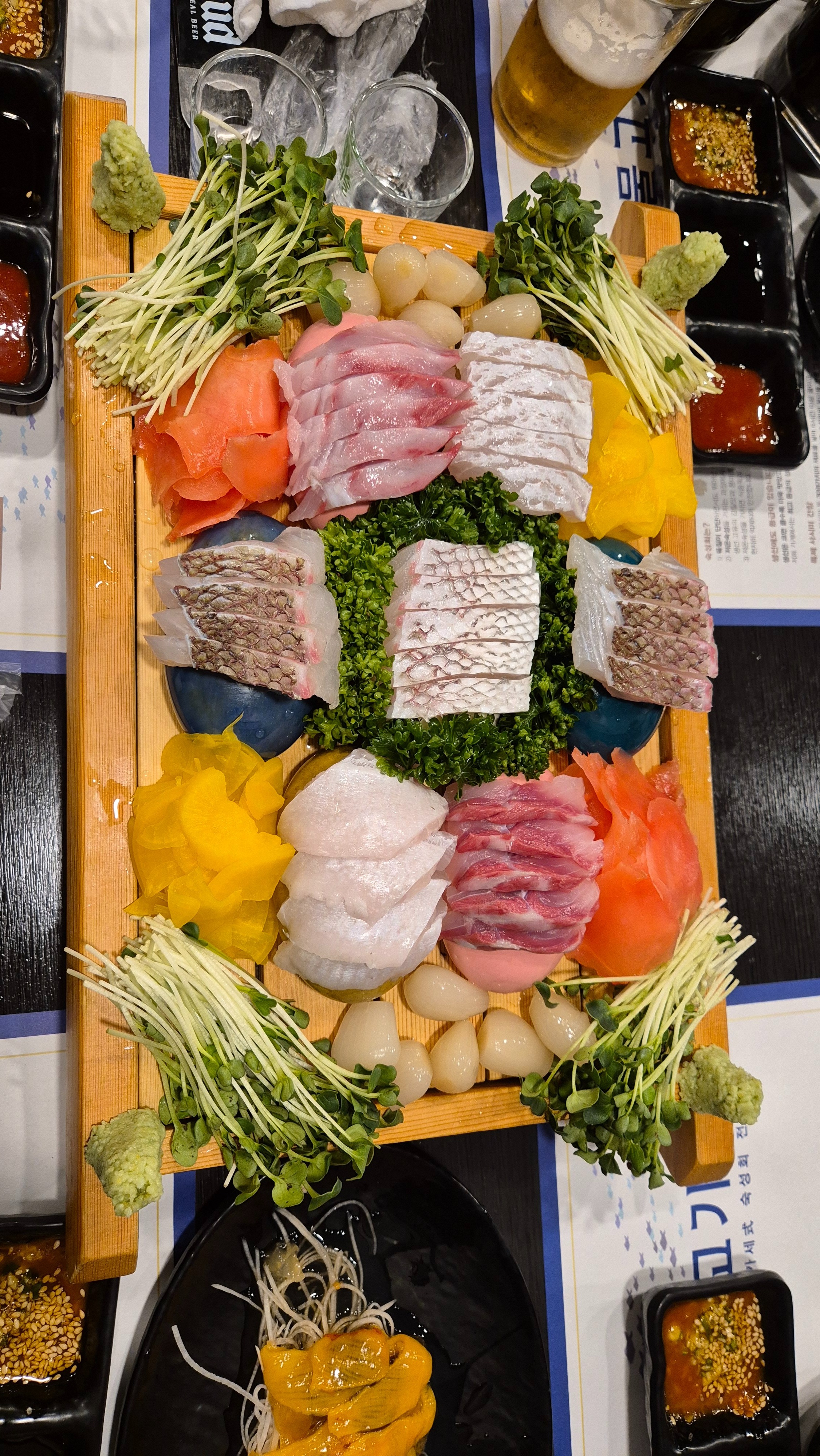 무한리필이라고해서 별로일거라 생각했는데 첫판부터 세번째 판도 다 너무맛있었어요! - 인계동 맛집 물고기자리 인계점