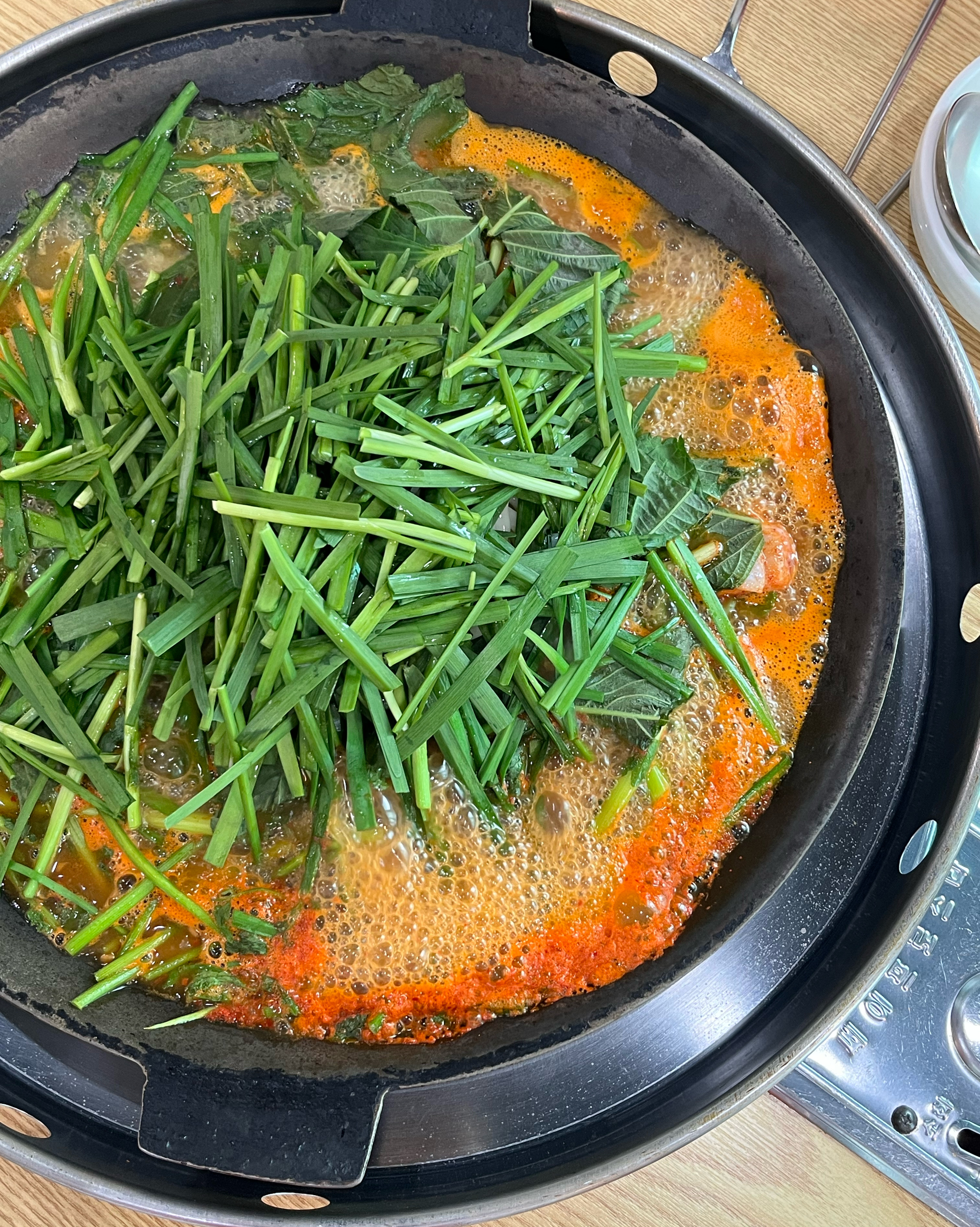 하 .. 이거하나먹으러 부산에서 강원도 갑니다 ....... 성원에 미쳐있는 저때문에 장거