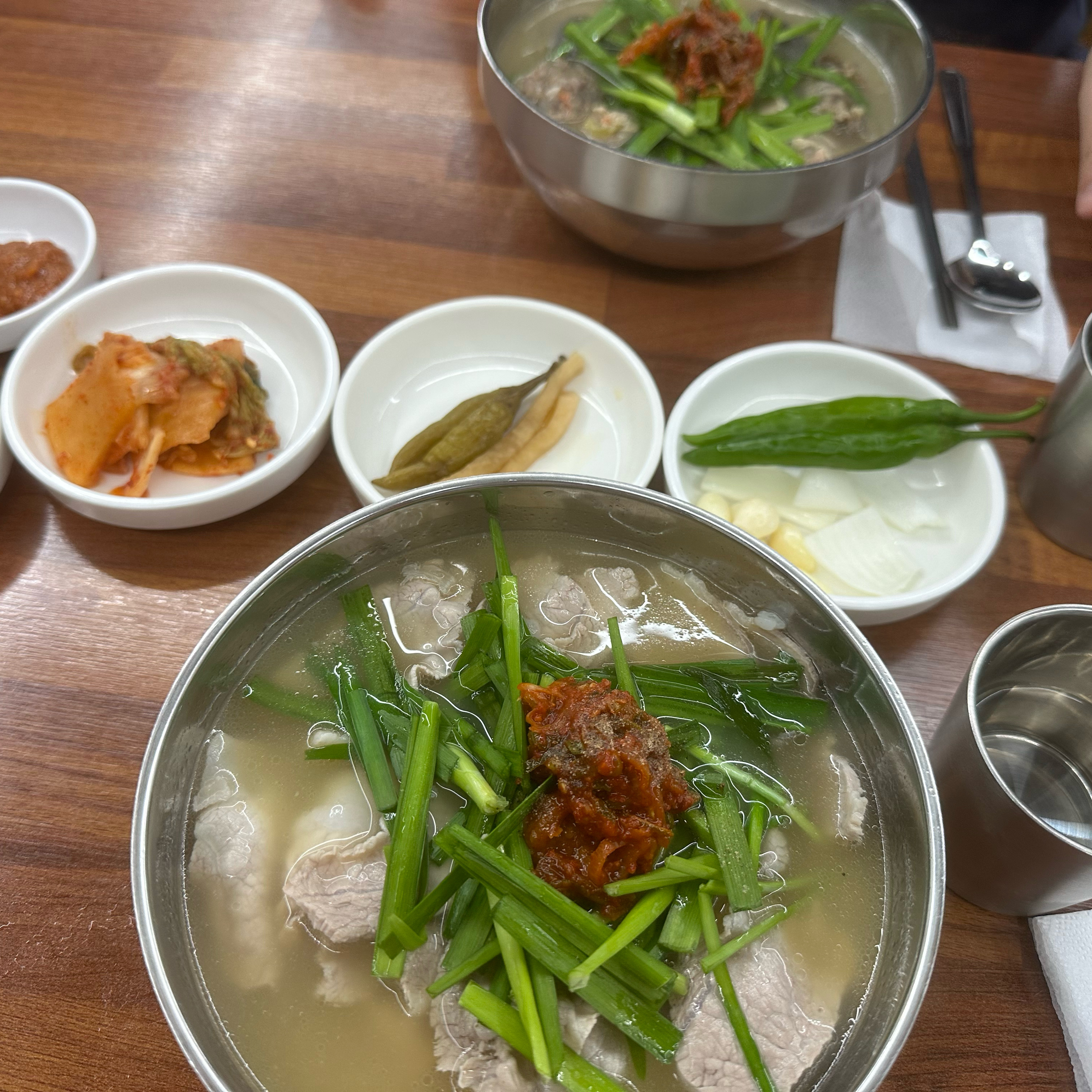 [부산역 맛집 괴정집 괴정돼지국밥&머리수육] 직접 가본 로컬 리뷰