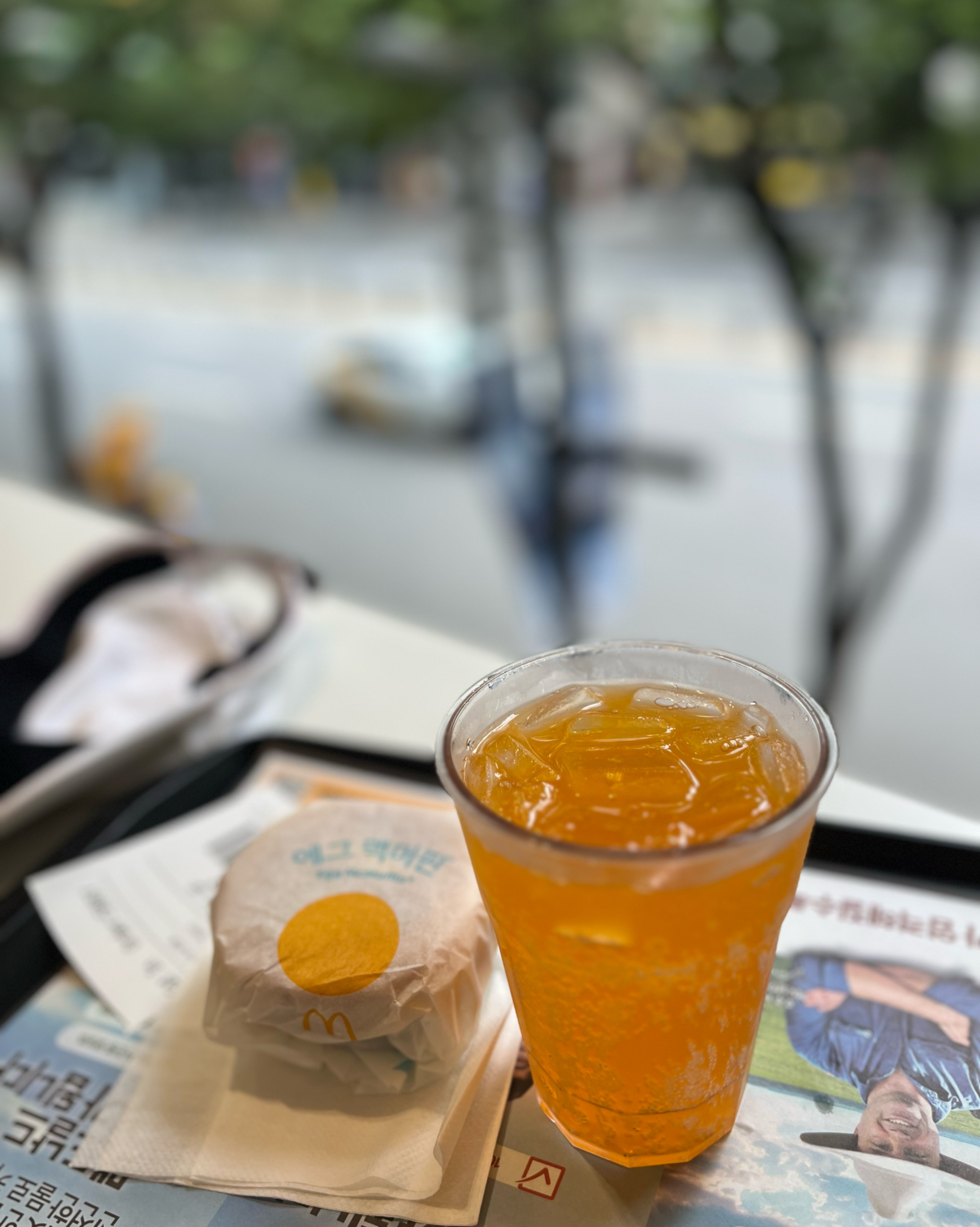 운동하고 들리는 루틴코스 ! 2층자리도 넓어서 편하고 아늑 - 망원동 맛집 맥도날드 망원점