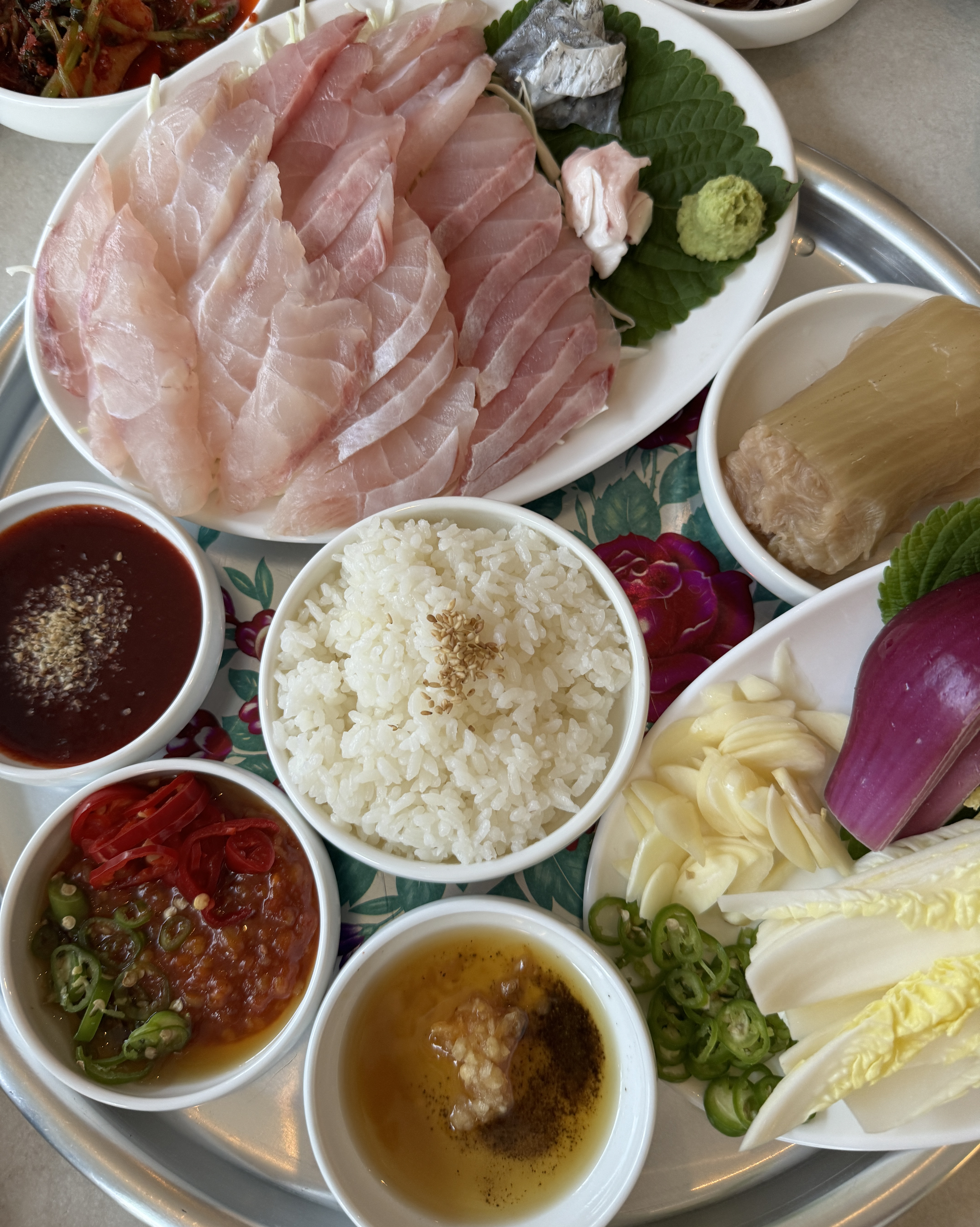 노랑가오리회 먹으러 방문했는데 - 불당동 맛집 휘도