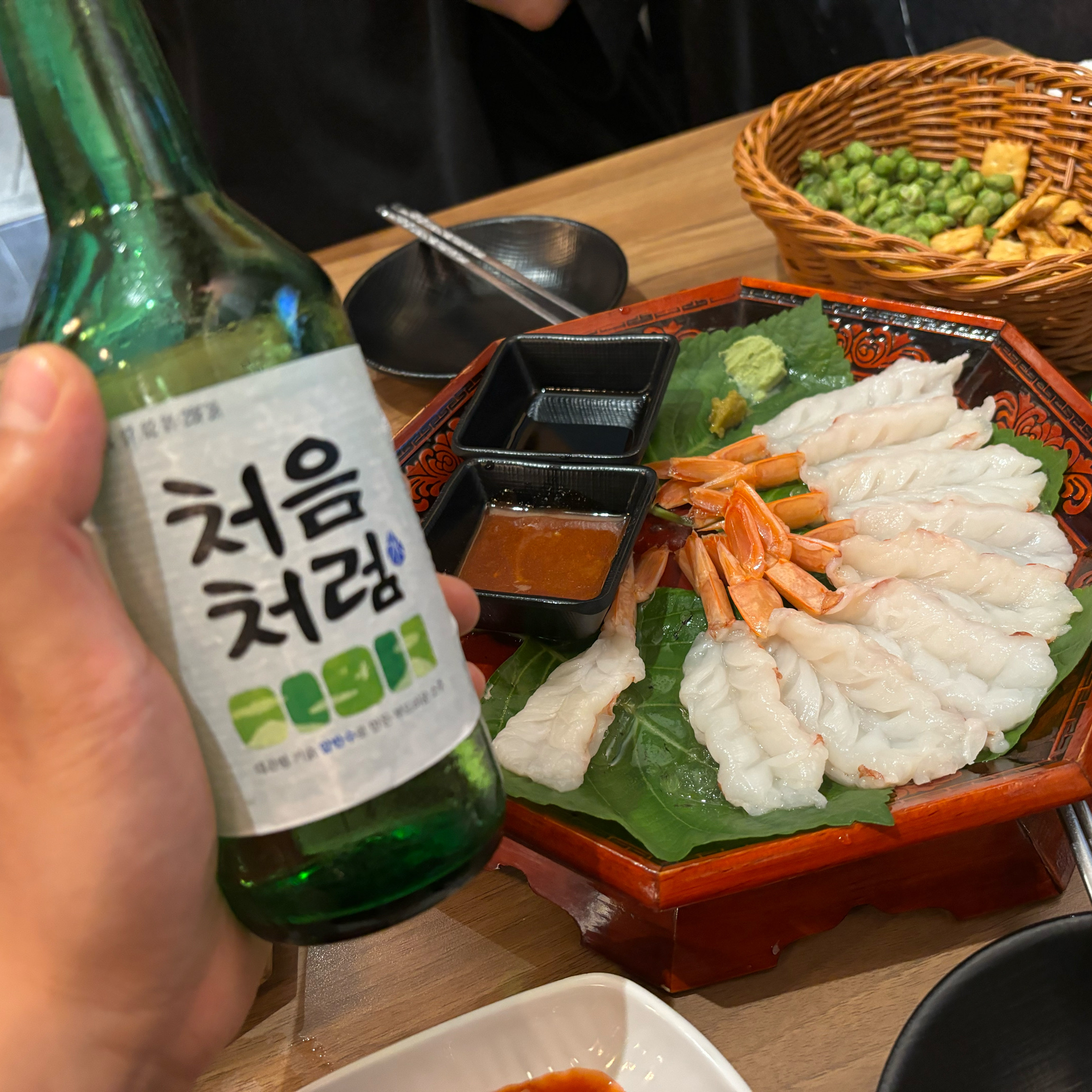 최애 안주가 된 생새우회(아마에비)🦐 - 천호동 맛집 돈짱77