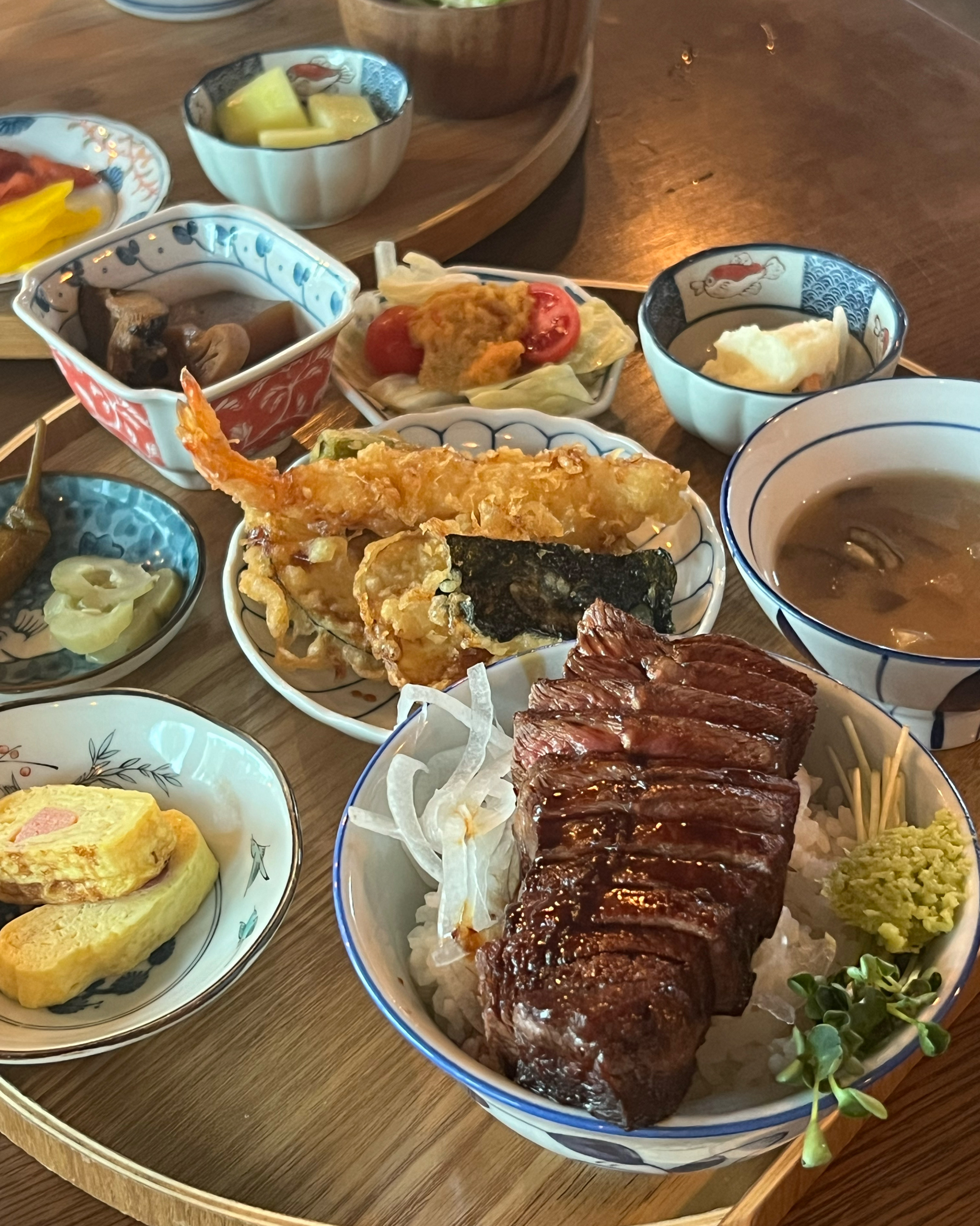 여행와서 첫끼로 먹었어요! - 삼척항 맛집 해바라기식당