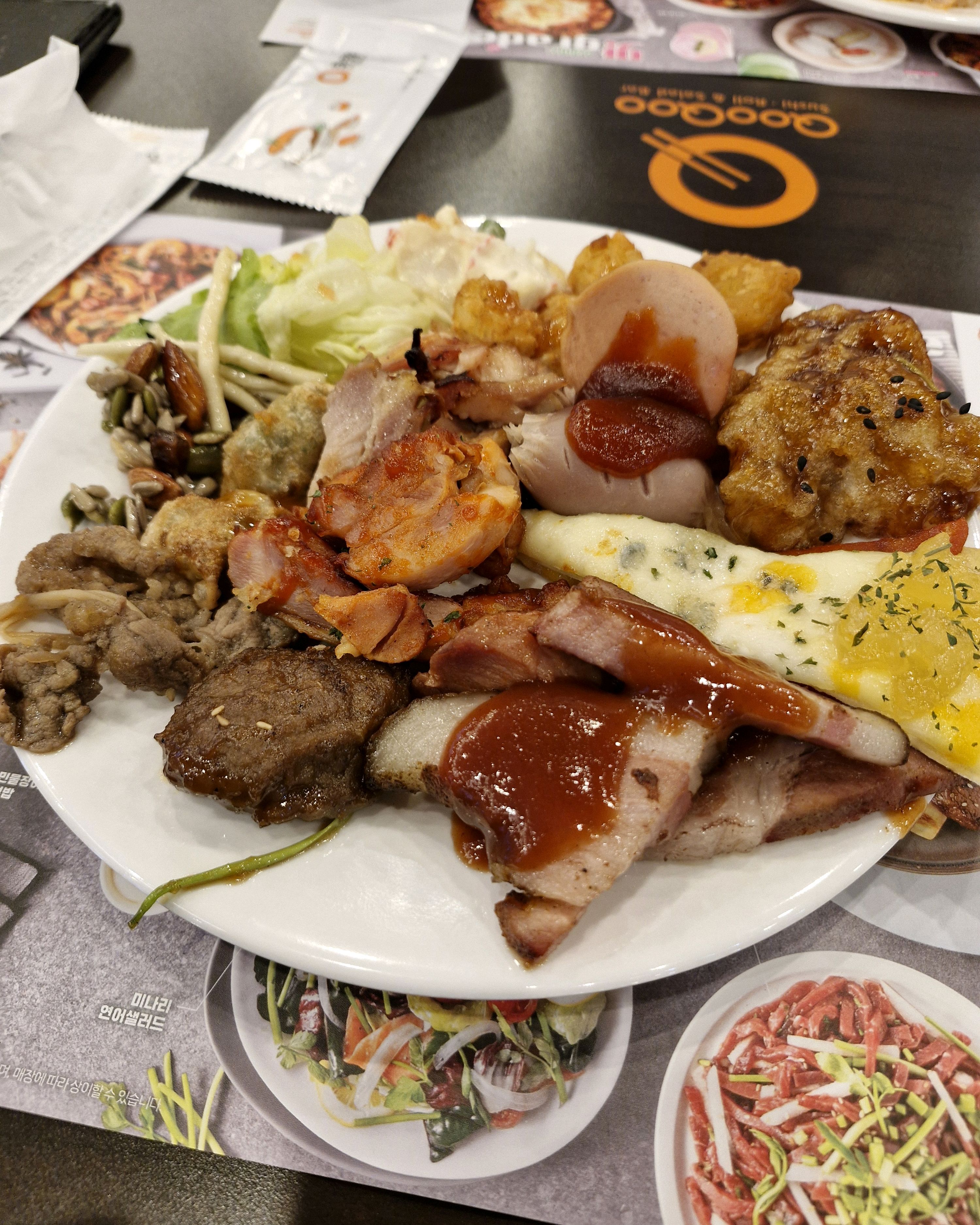먹을거리가 다양해서 골라먹는 재미가 있고 - 원주 혁신도시 맛집 쿠우쿠우 원주혁신점