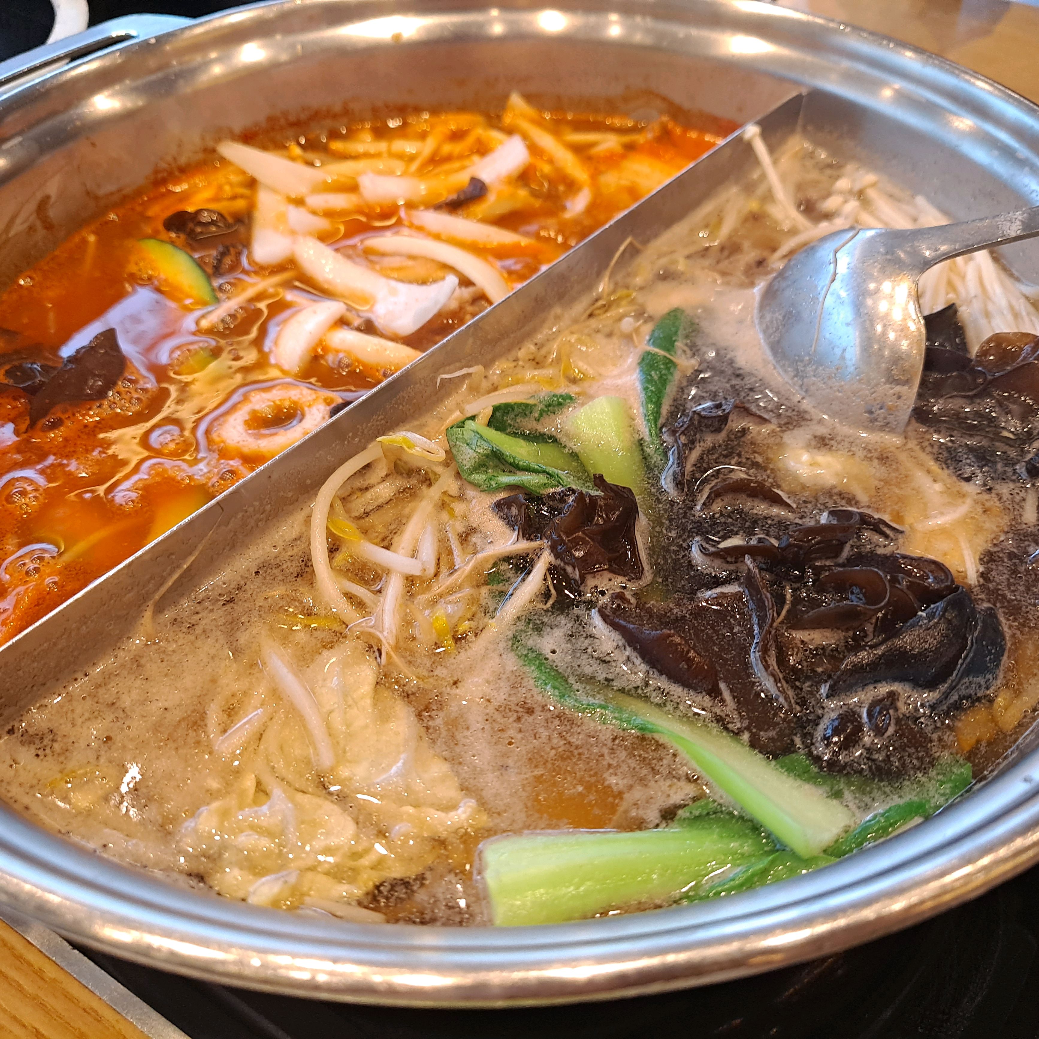 딸아이 시험끝나고.. - 포항 이동 맛집 샤브20 이동점