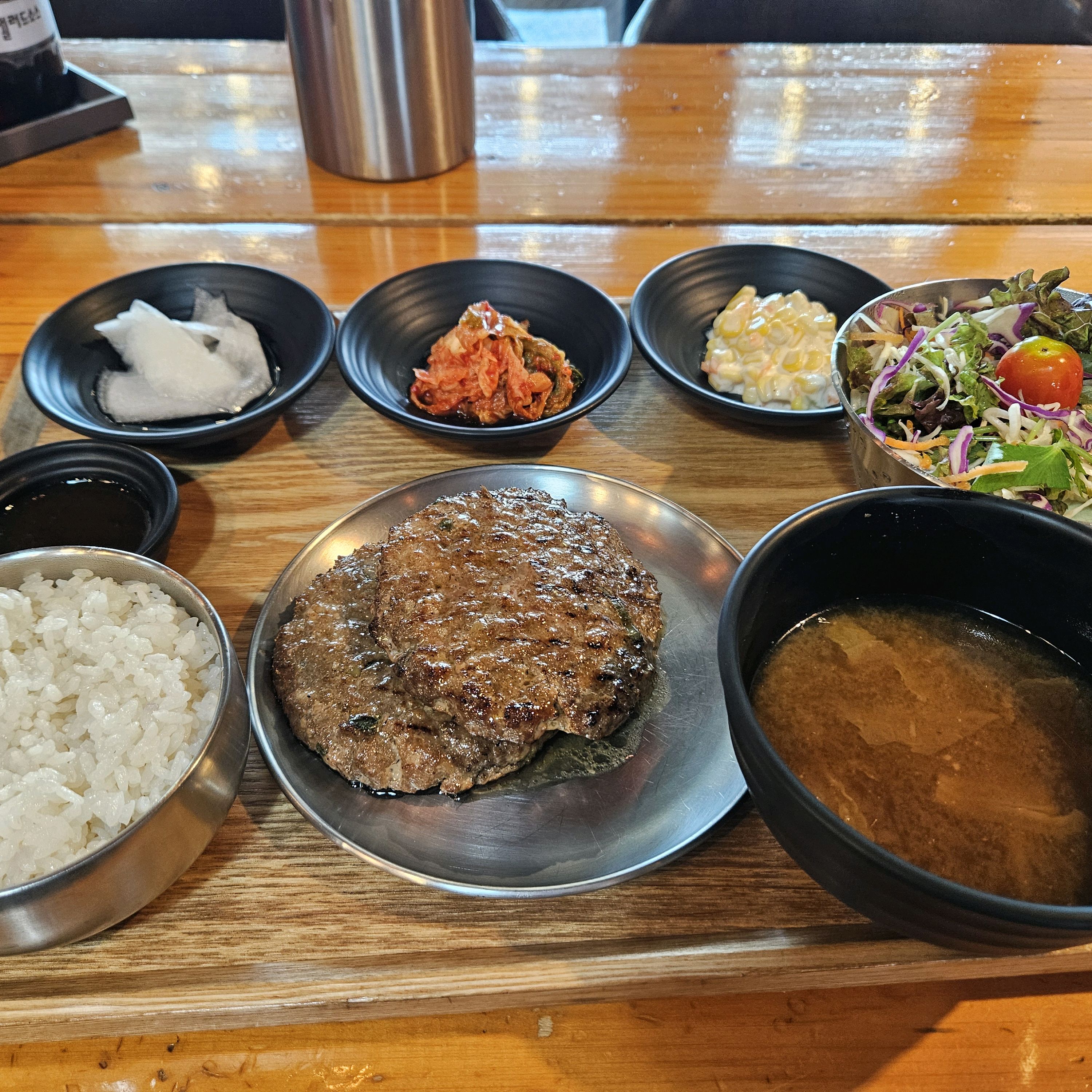 1년만에 다시 찾은 강문떡갈비~ - 경포대 맛집 강문떡갈비