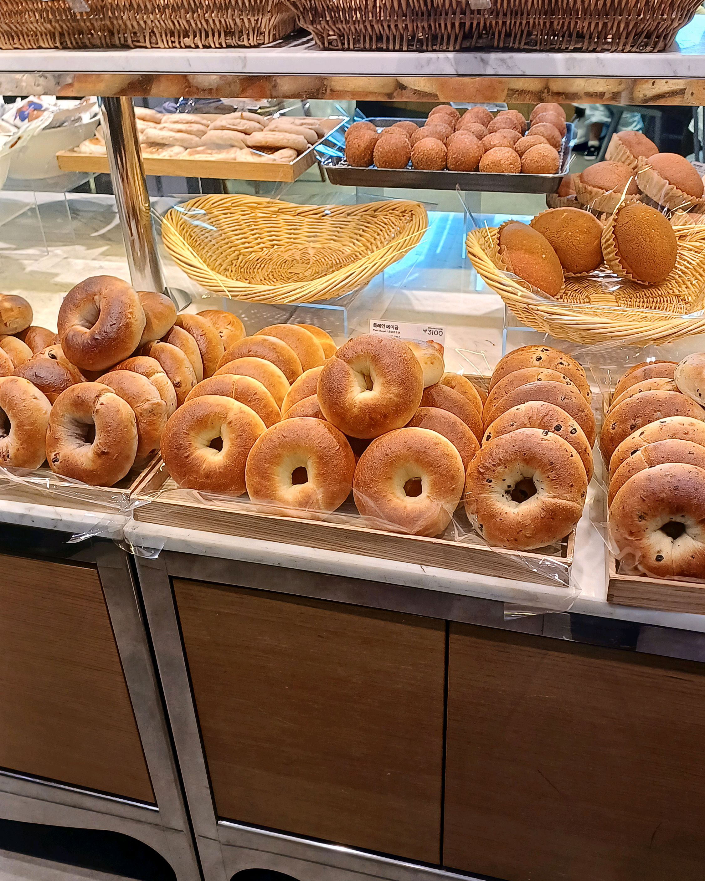 [인천공항 맛집 파리바게뜨 인천공항PB3호점] 직접 가본 로컬 리뷰