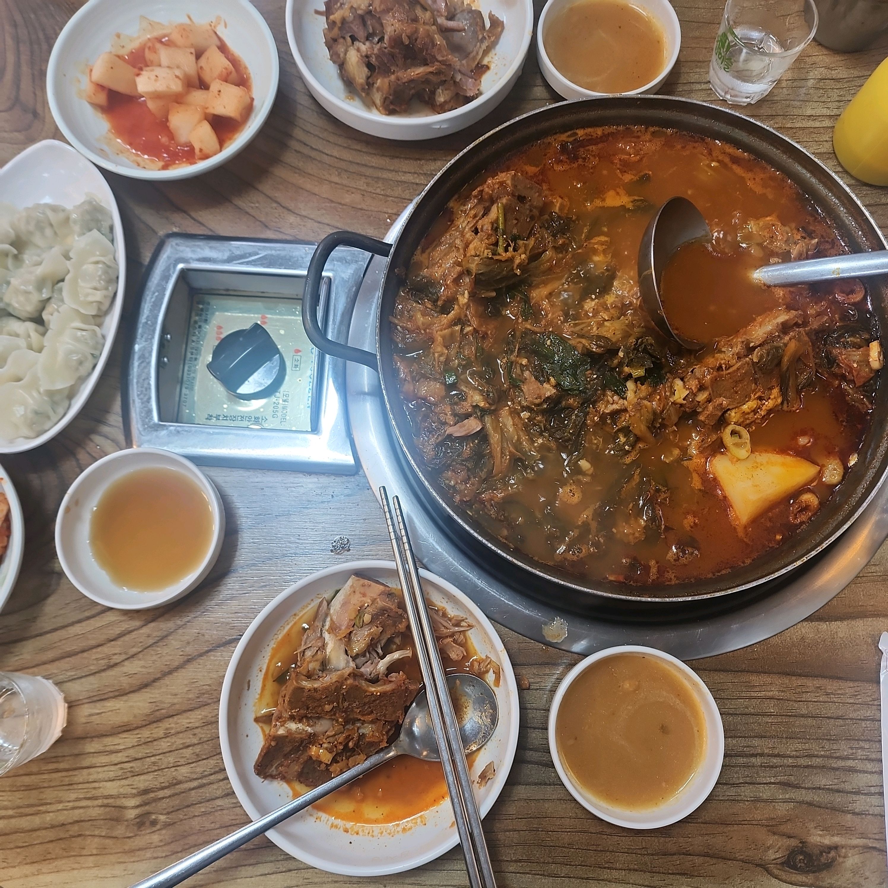  화곡역 뼈다귀 해장국 락감감자탕해물뼈찜