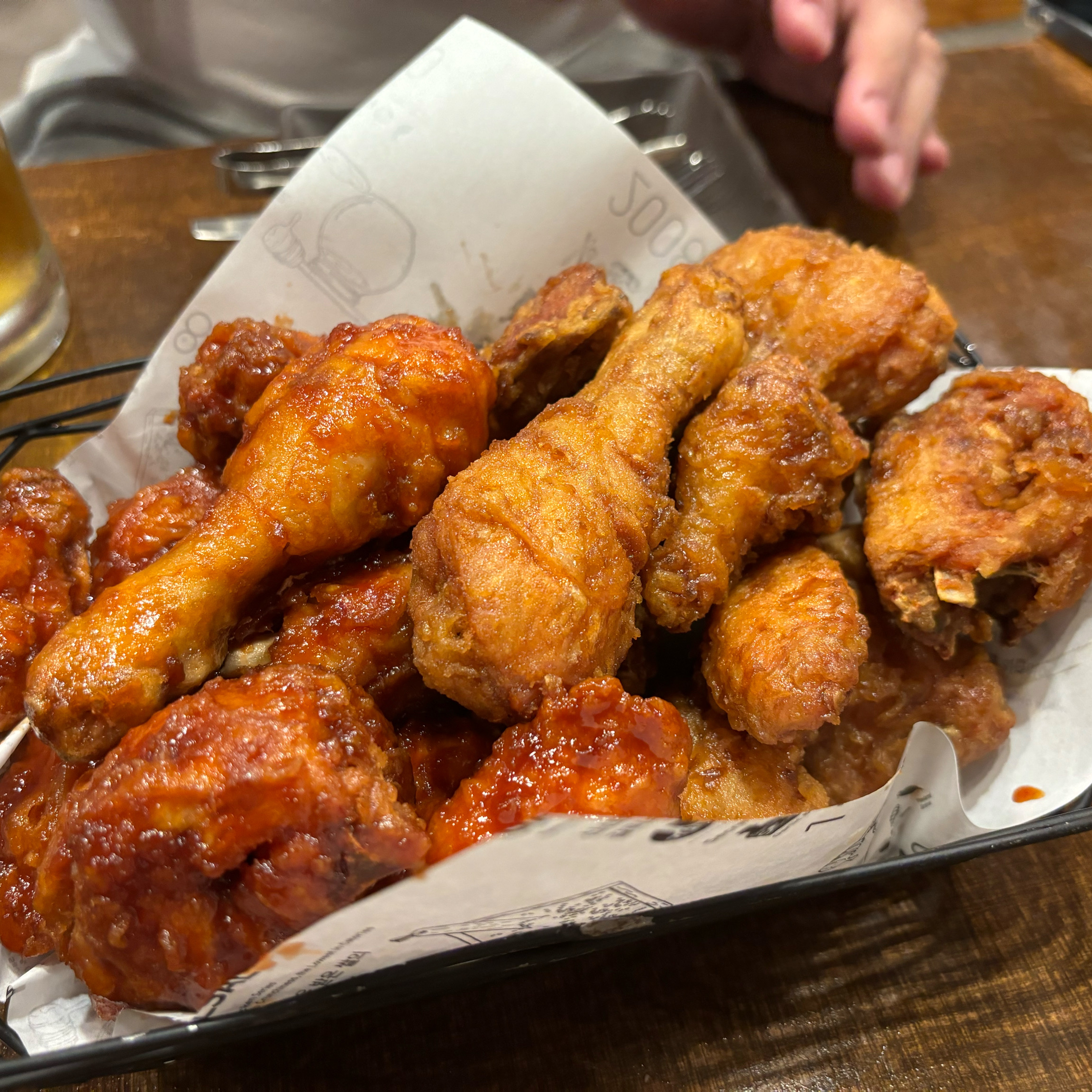 닭이 작아지긴 한 것 같아요. - 권선동 맛집 교촌치킨 권선1호점