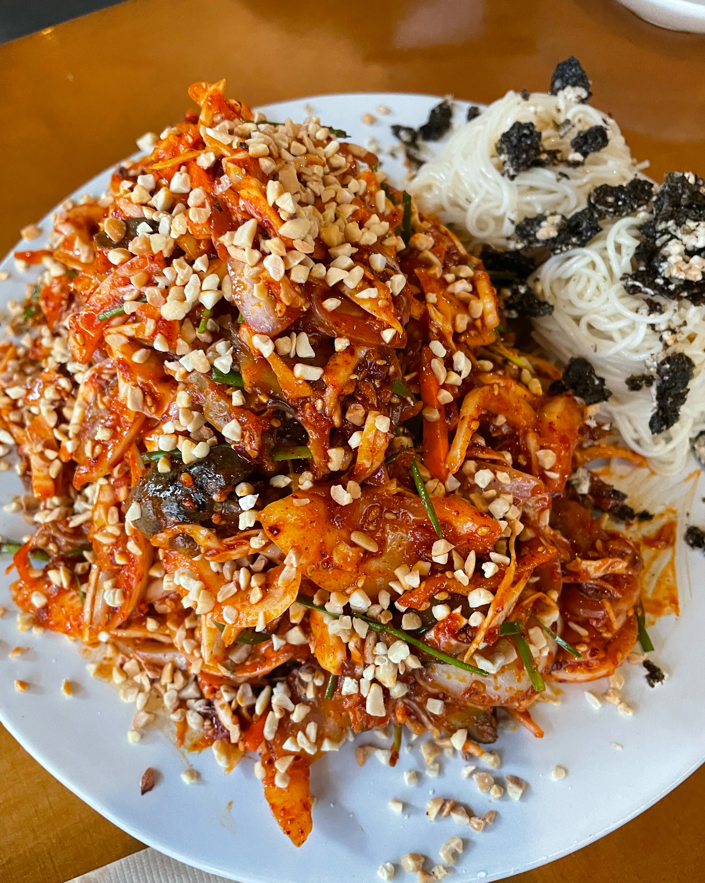 뭘 먹어도 실망시키지 않는 한븟.. 가게가 작아서 웨이팅이 헬인 것만 빼면 항상 맛있게 먹