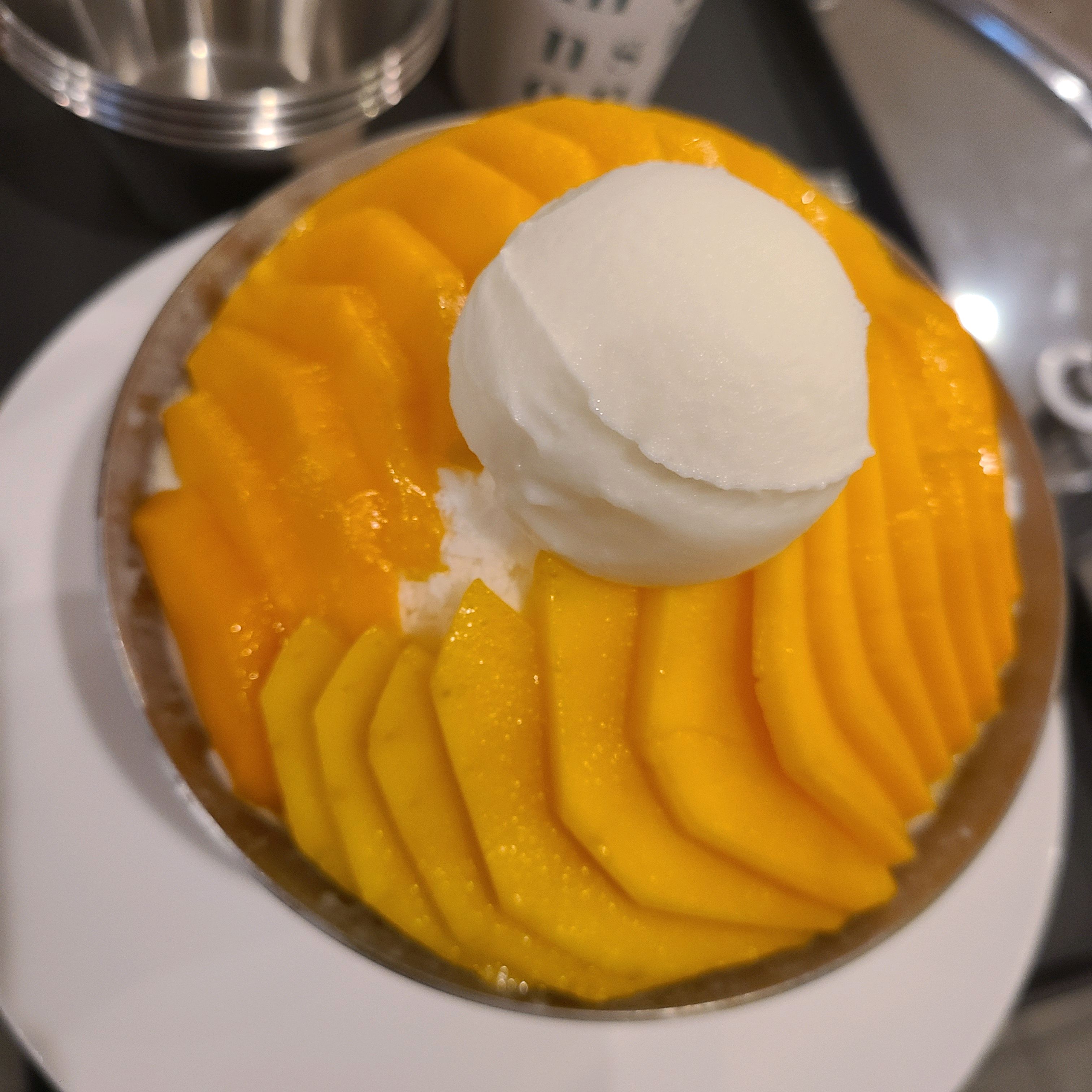망고빙수맛집 제이스.맨션 여름되면 생각 나는 곳이에요 이번에도 맛있게 잘 먹고 왔어요 - 불당동 맛집 제이스맨션