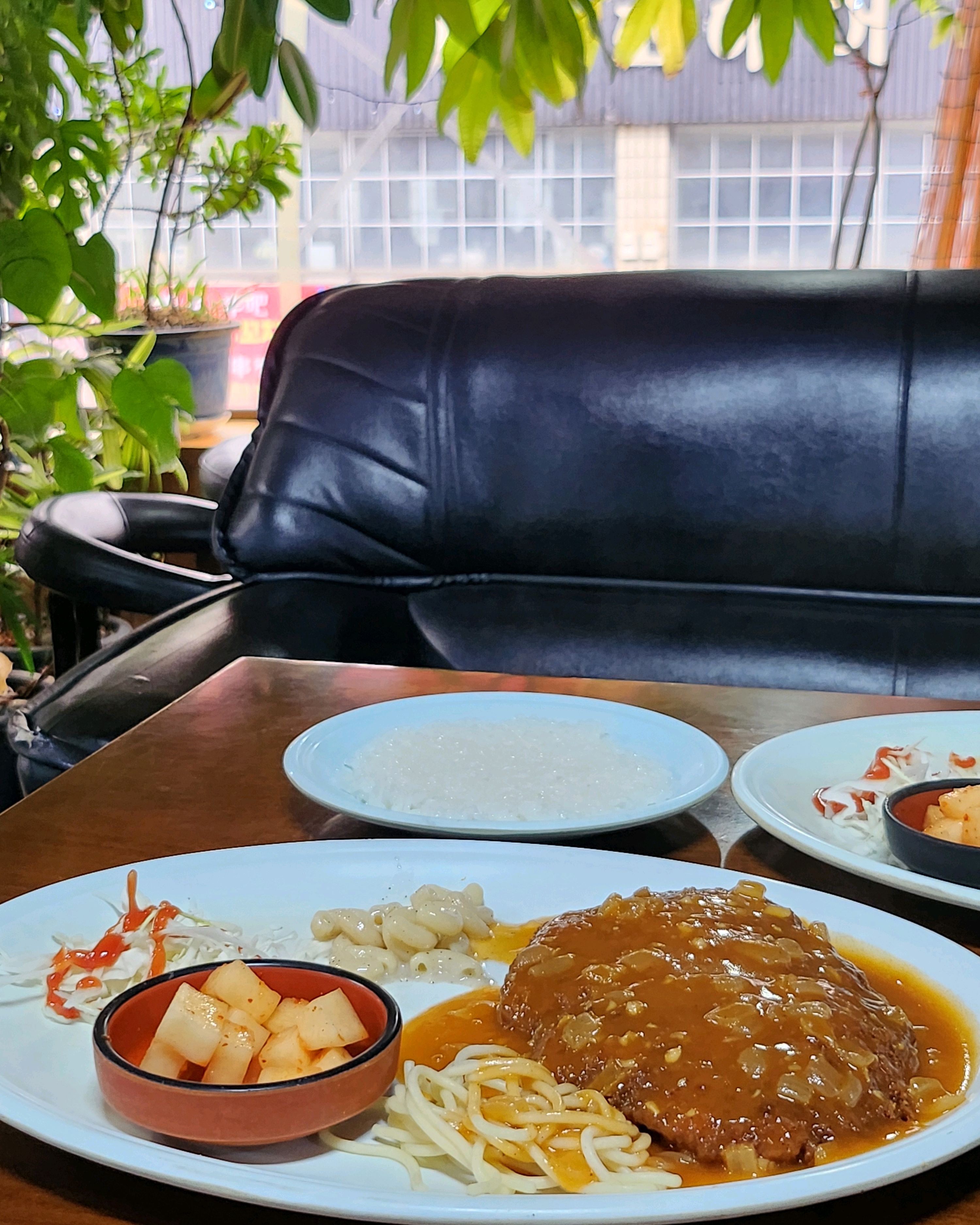 [김해 맛집 티발돈까스의집] 직접 가본 로컬 리뷰